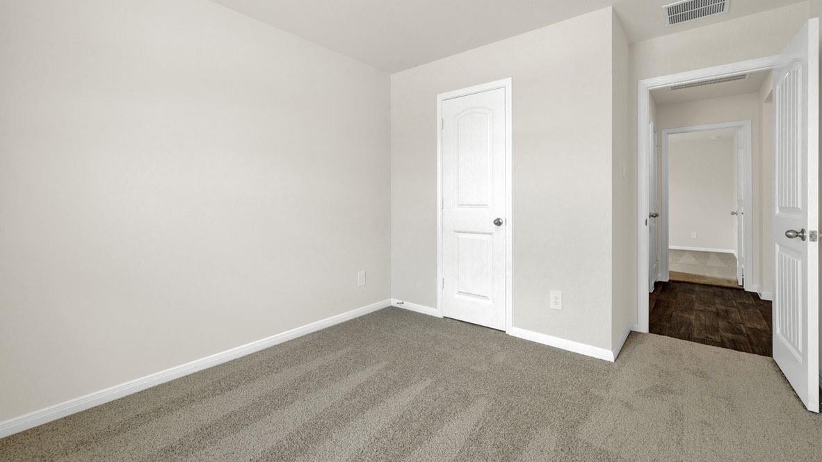332 St Thomas St Property Photo 5