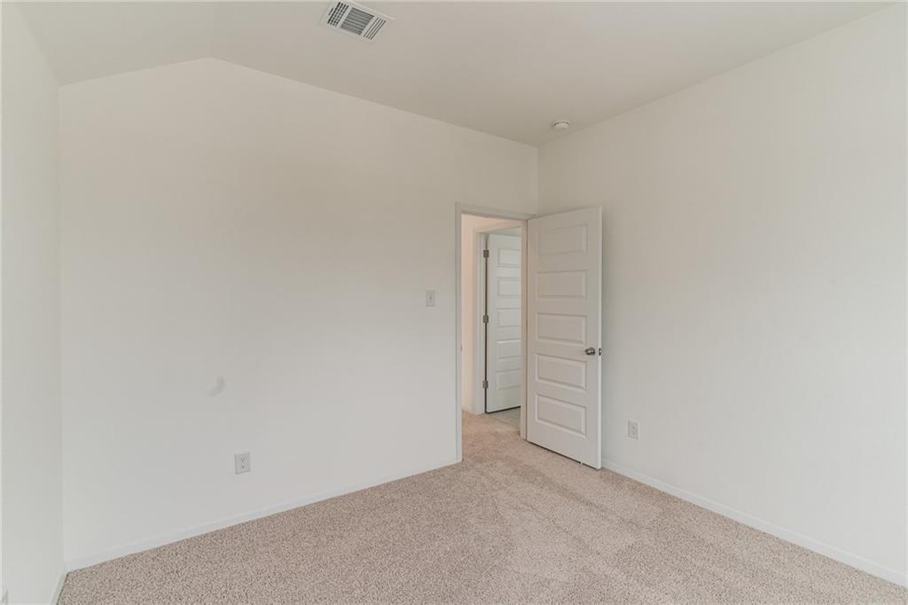 233 Trailside Ln Property Photo 18