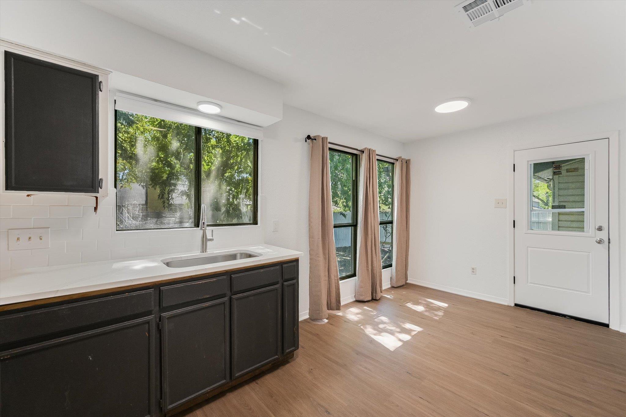 4811 Spring Meadow Cv Property Photo 7