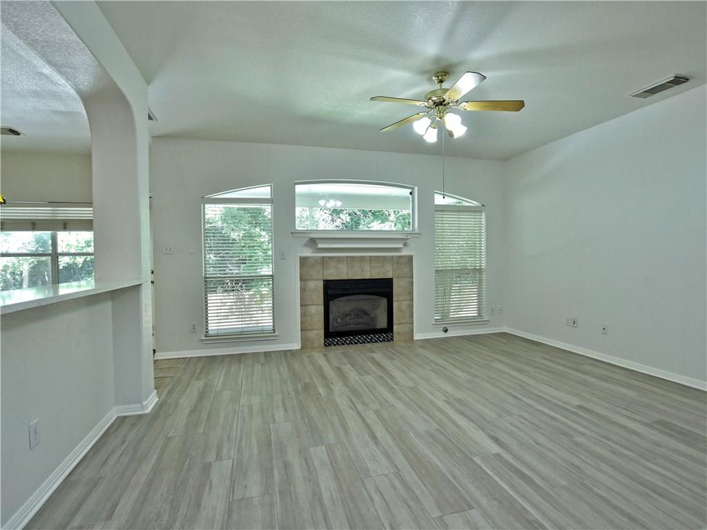 1817 Chasewood Dr Property Photo 6