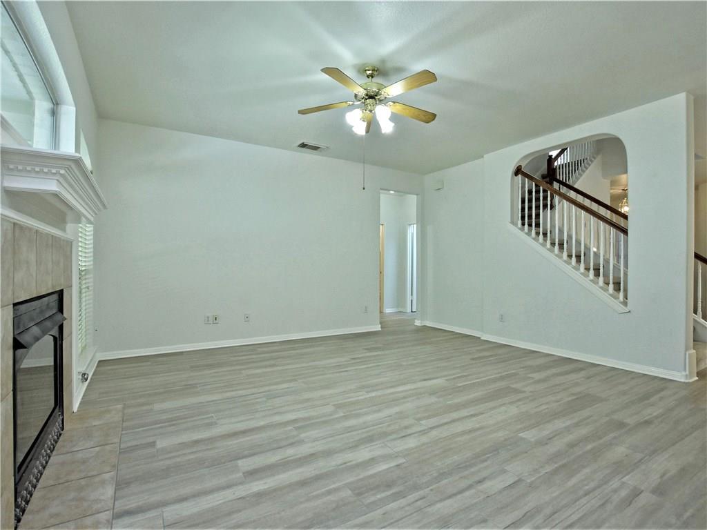 1817 Chasewood Dr Property Photo 8