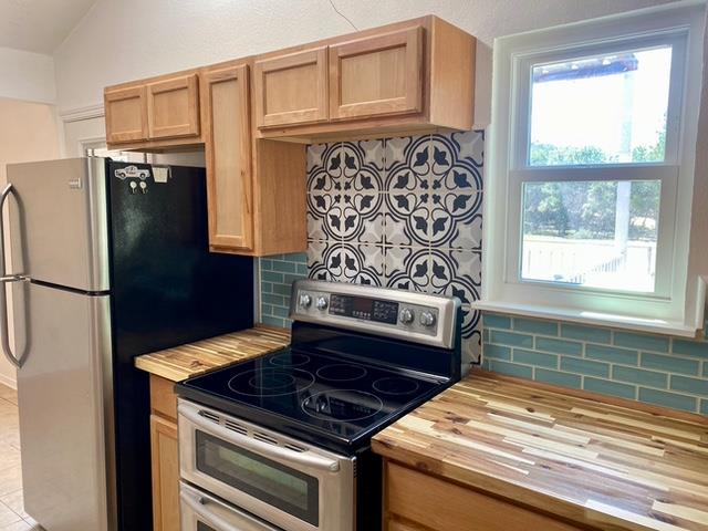 403 Kruse Loop Property Photo 10