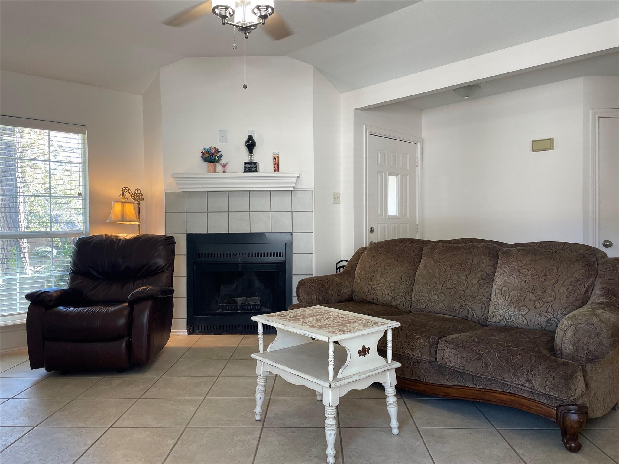 110 N Kanaio Dr #b Property Photo 5