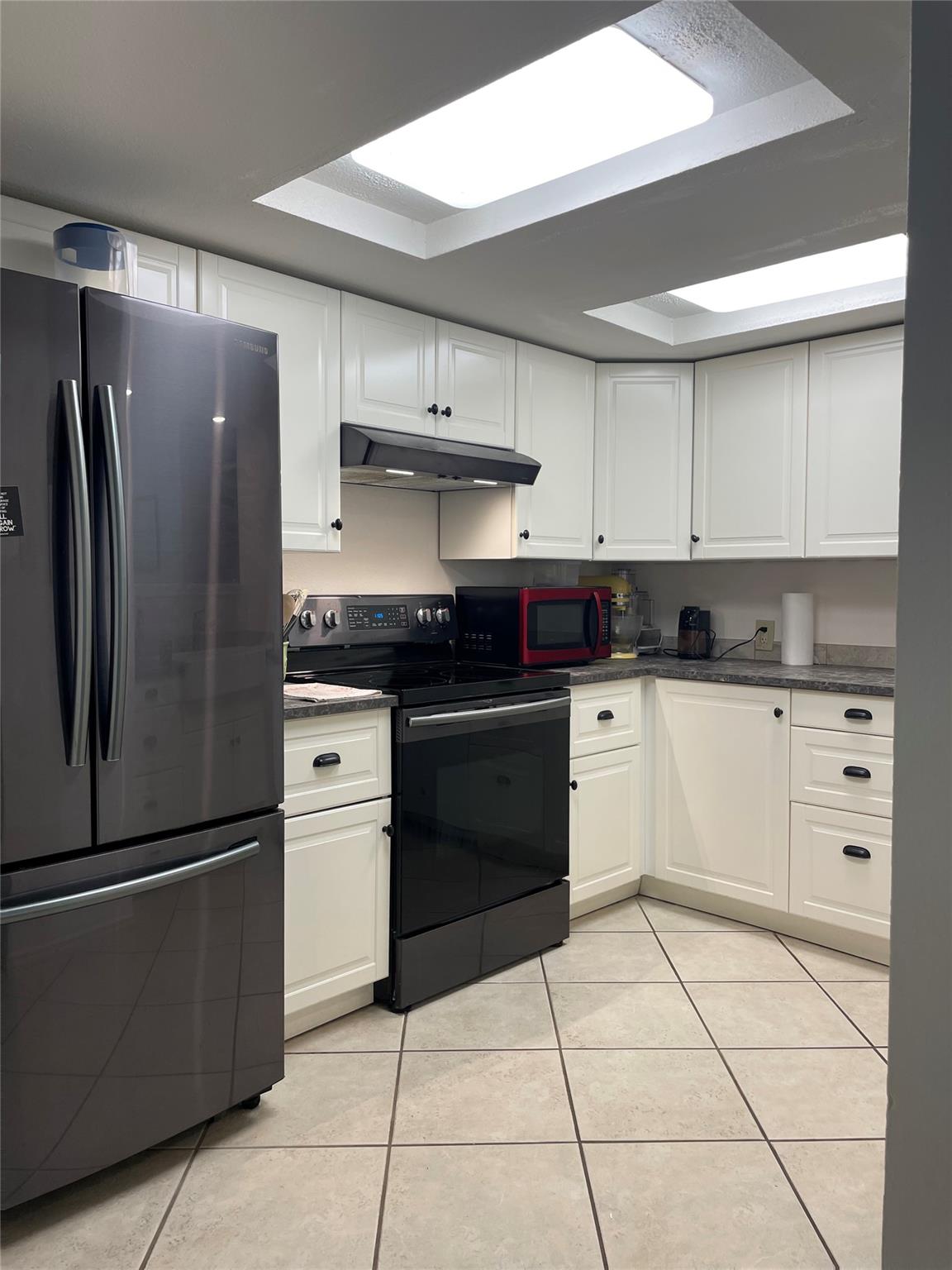 110 N Kanaio Dr #b Property Photo 7