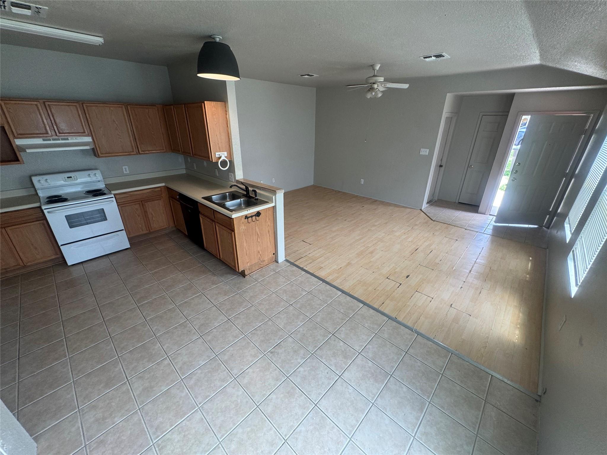 4411 Terra Summit Rd Rd Property Photo 5