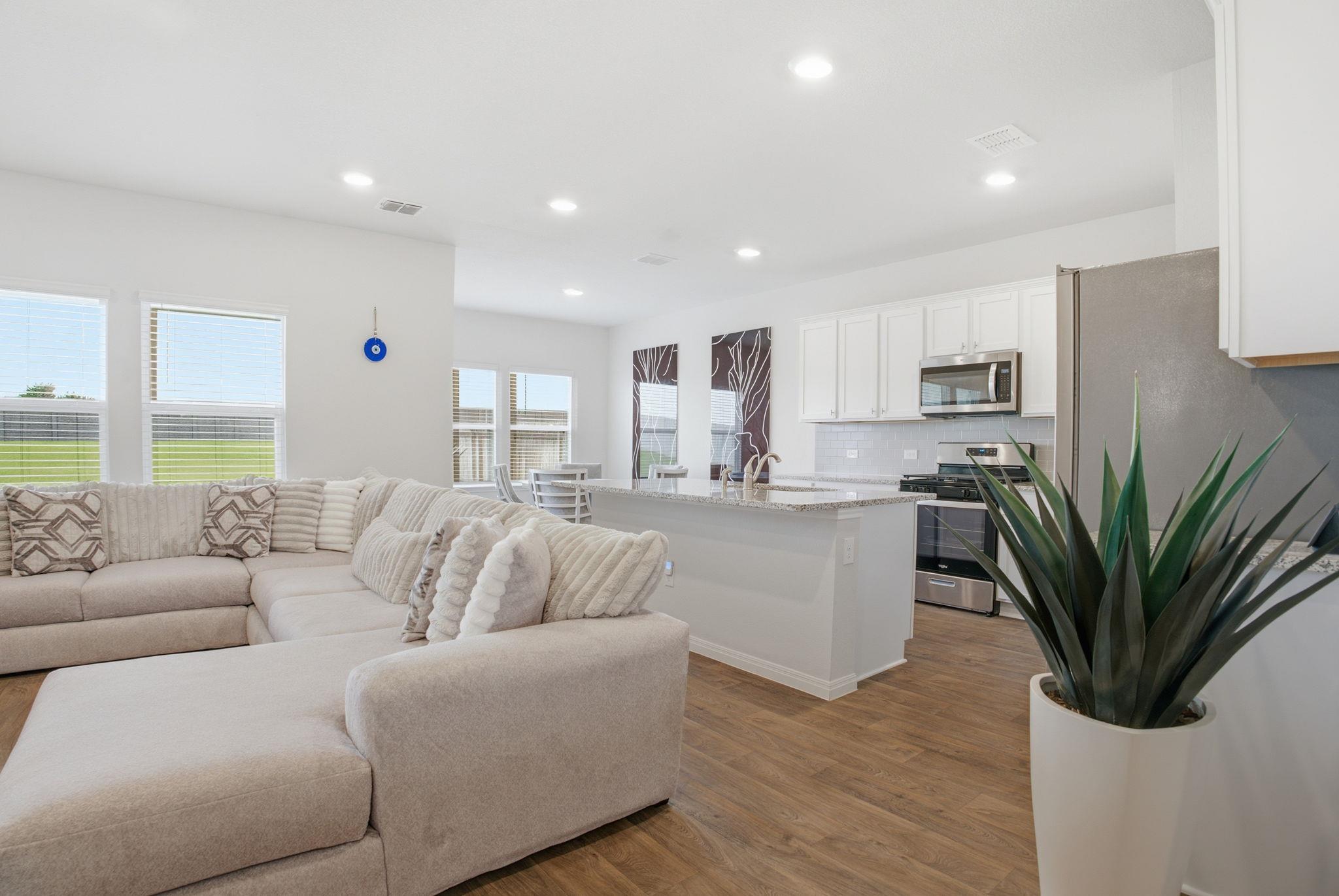 13908 Howser Trce Property Photo 3