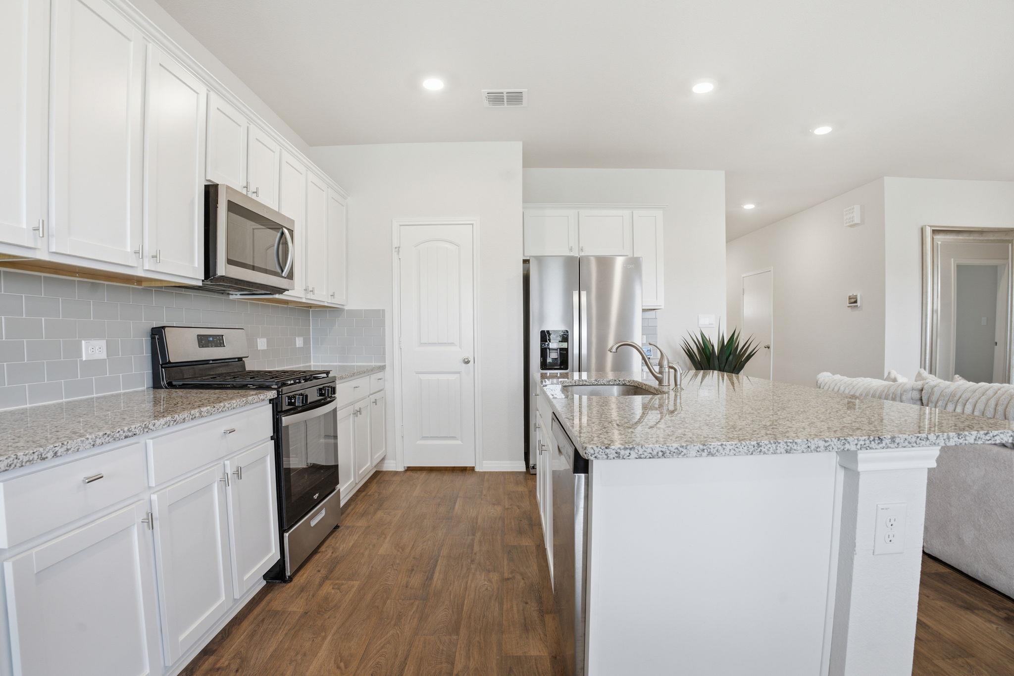 13908 Howser Trce Property Photo 5