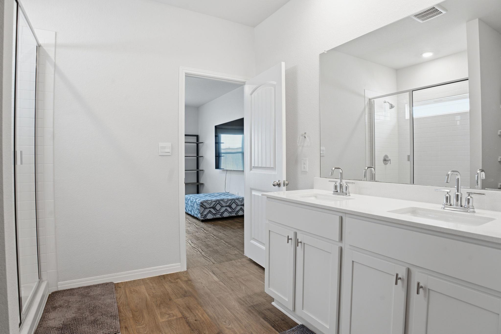 13908 Howser Trce Property Photo 18