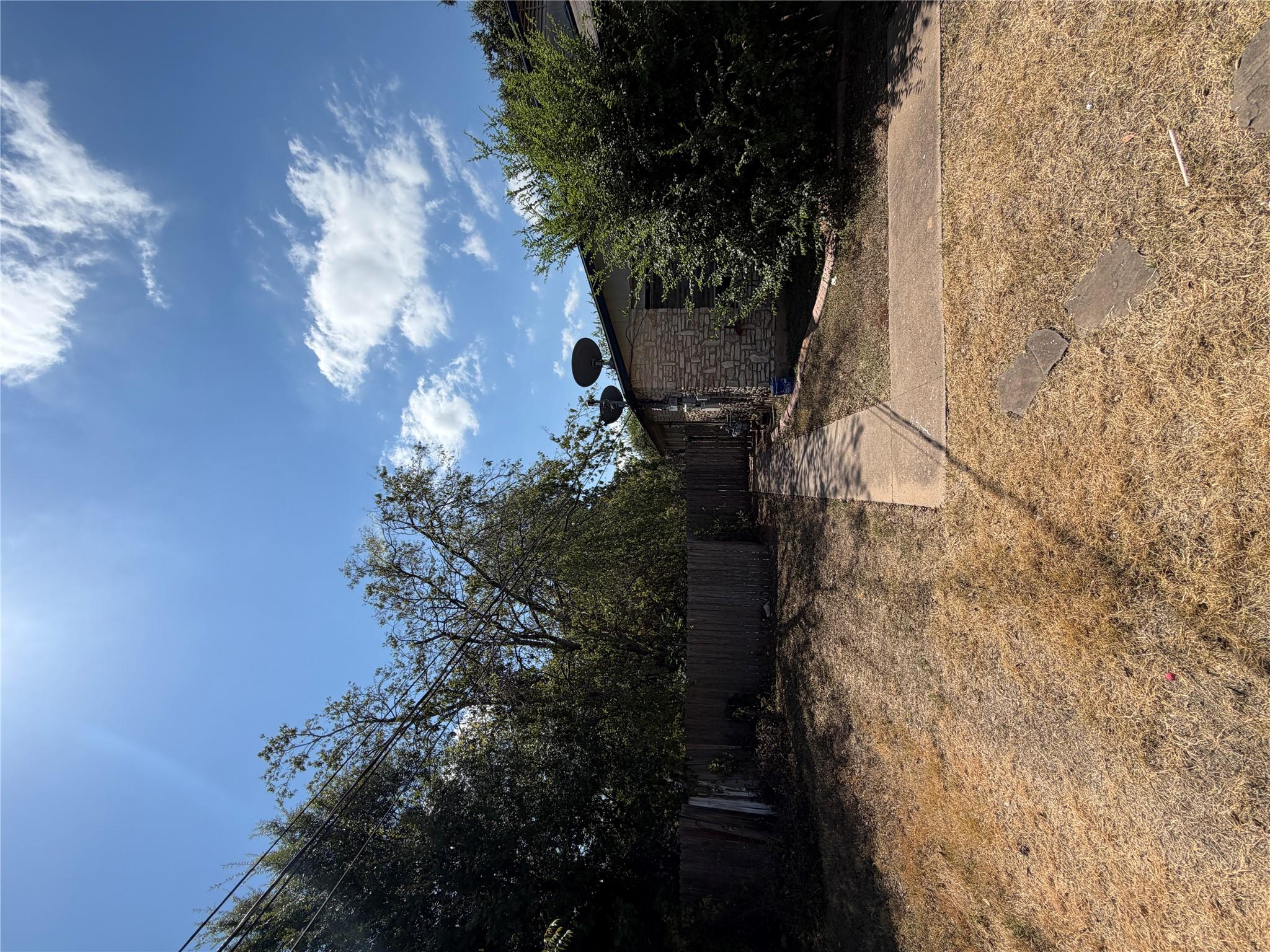 704 Osage Dr #A Property Photo 1