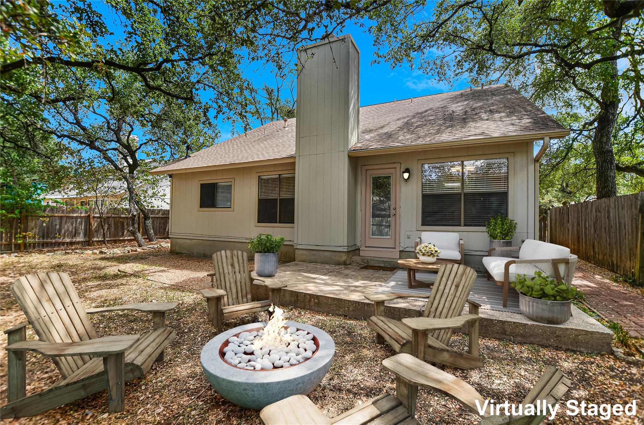 7010 Riverton Dr Property Photo 11