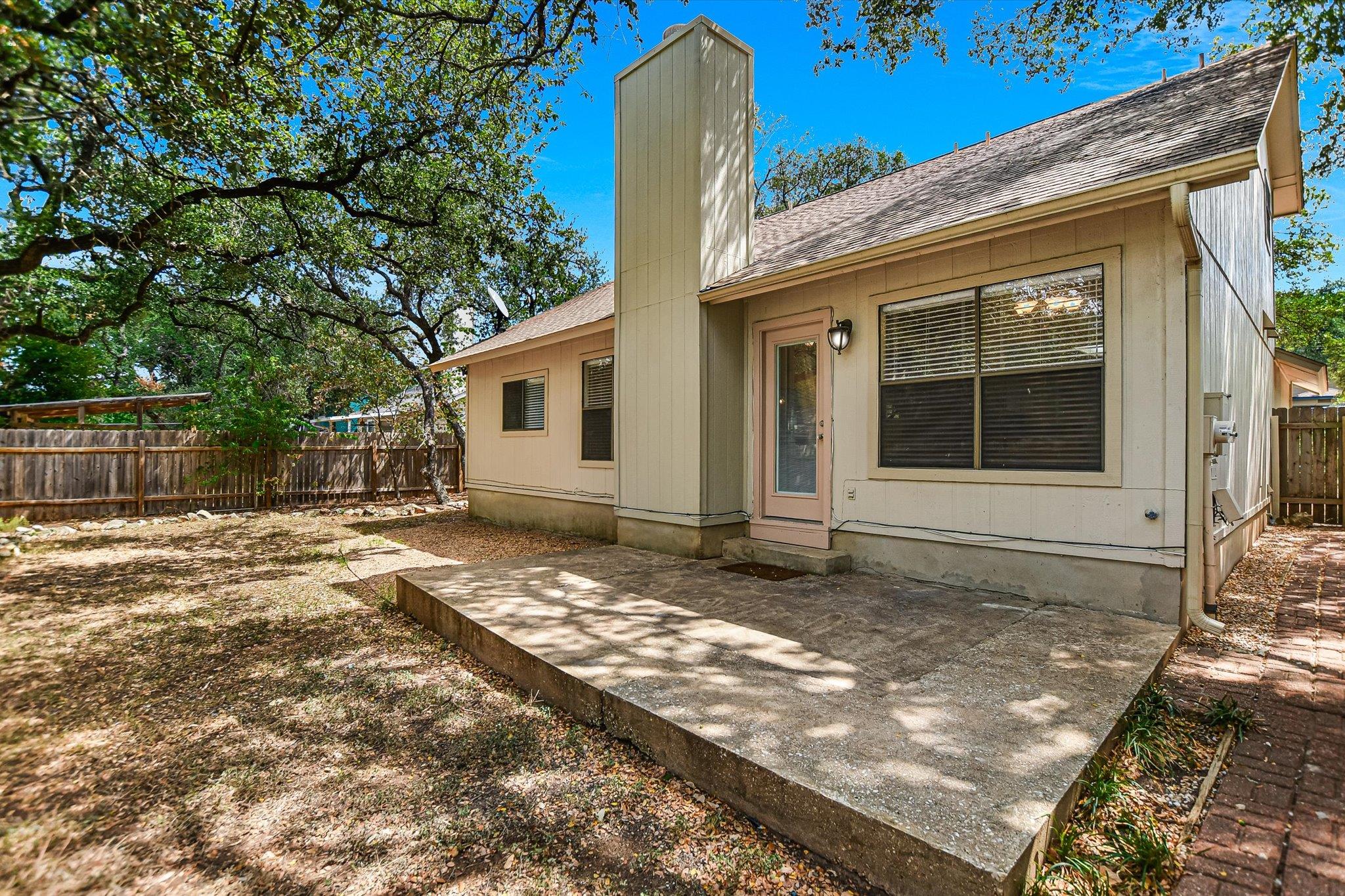 7010 Riverton Dr Property Photo 27