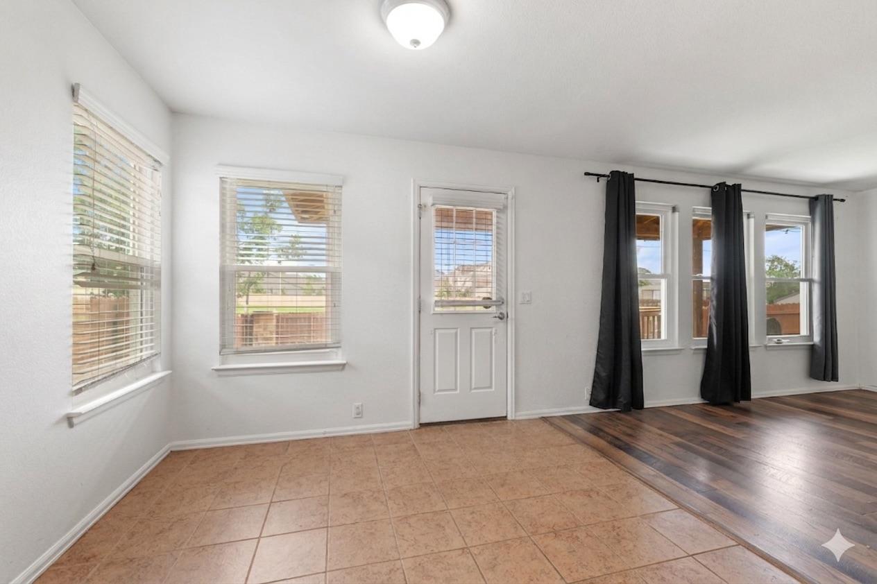 1121 Sweet Gum Dr None Property Photo 8
