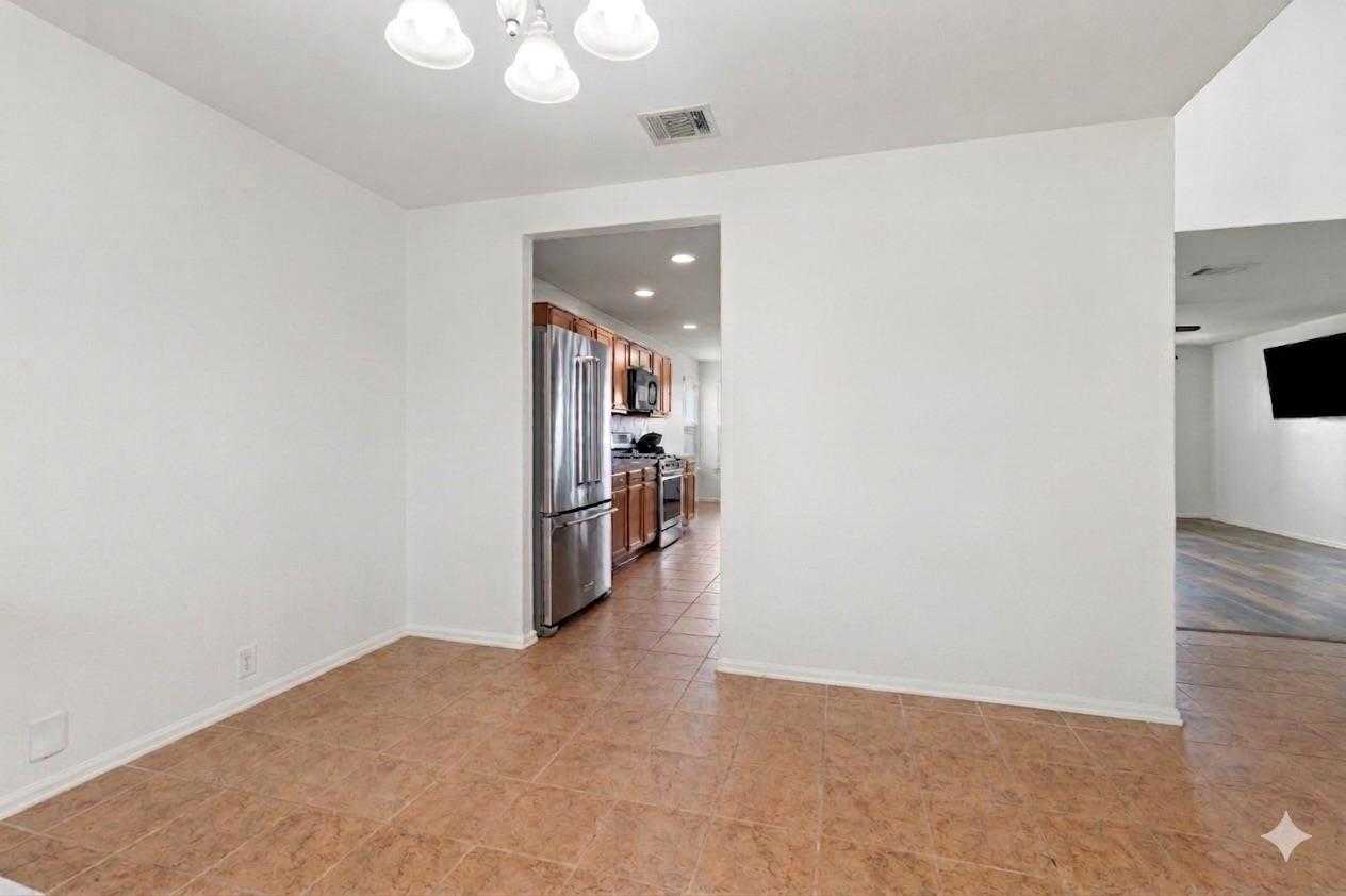 1121 Sweet Gum Dr None Property Photo 14