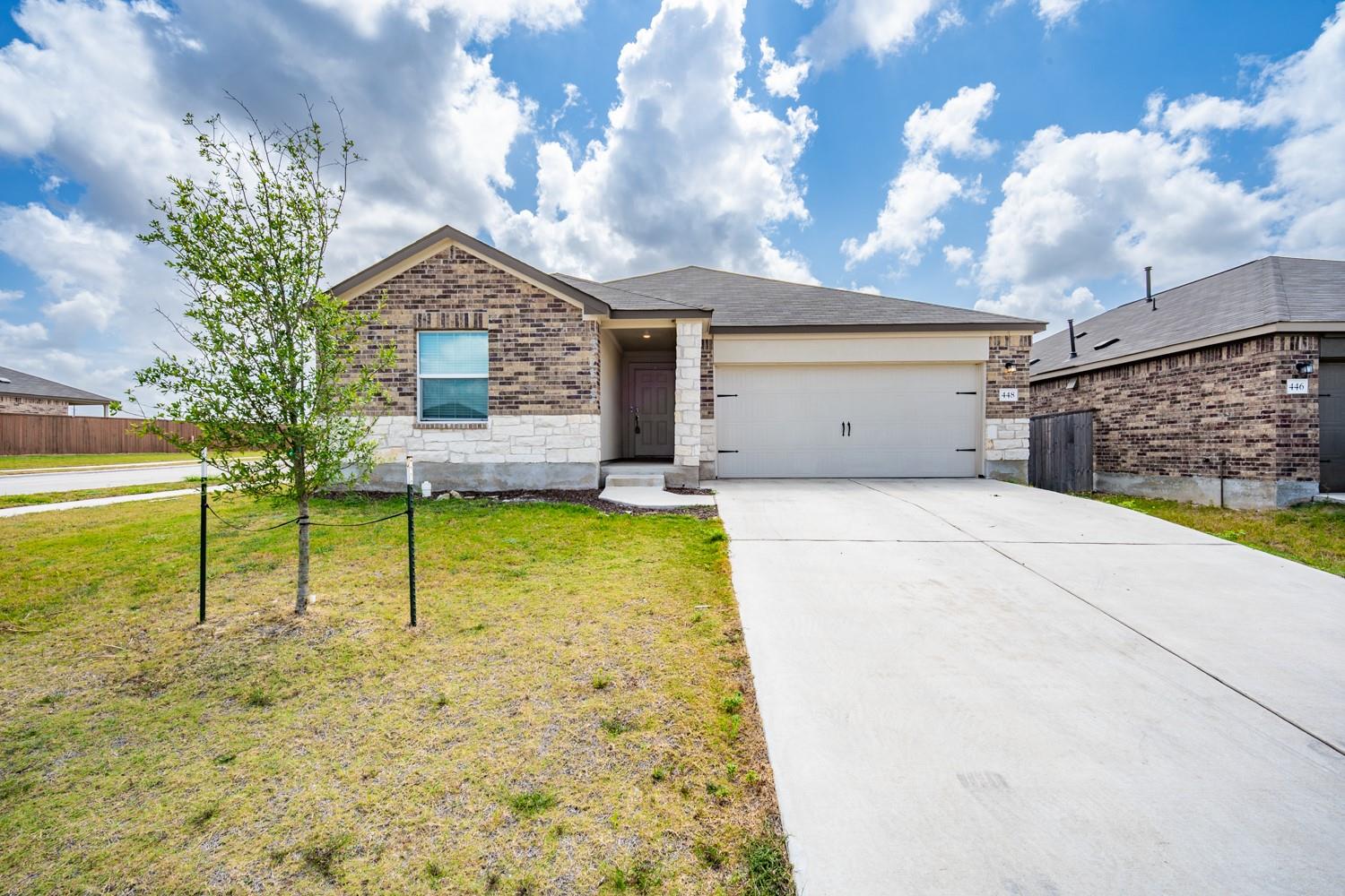 448 Sebring Cir Property Photo 1
