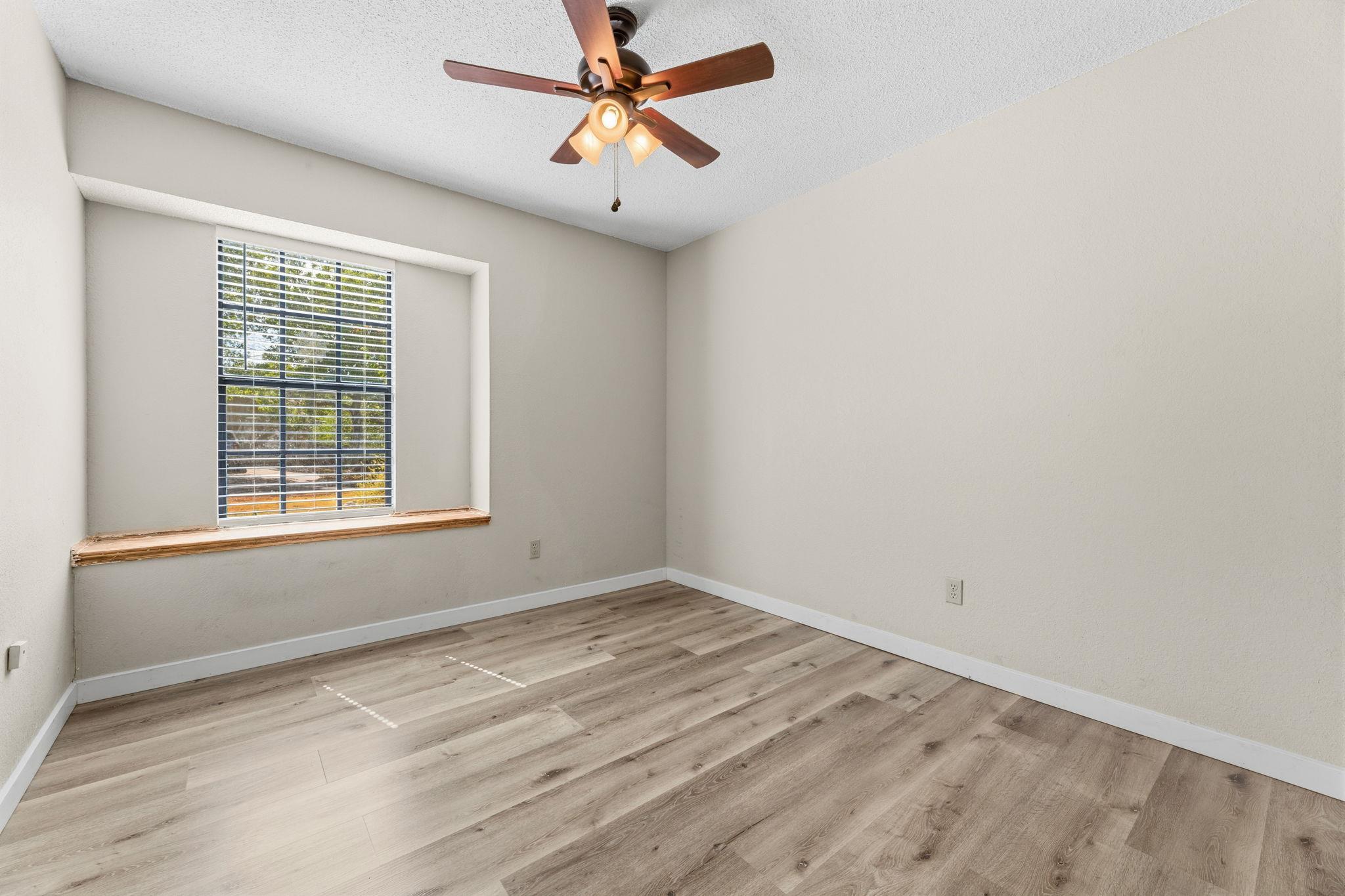 2401 Lasso Dr Property Photo 29