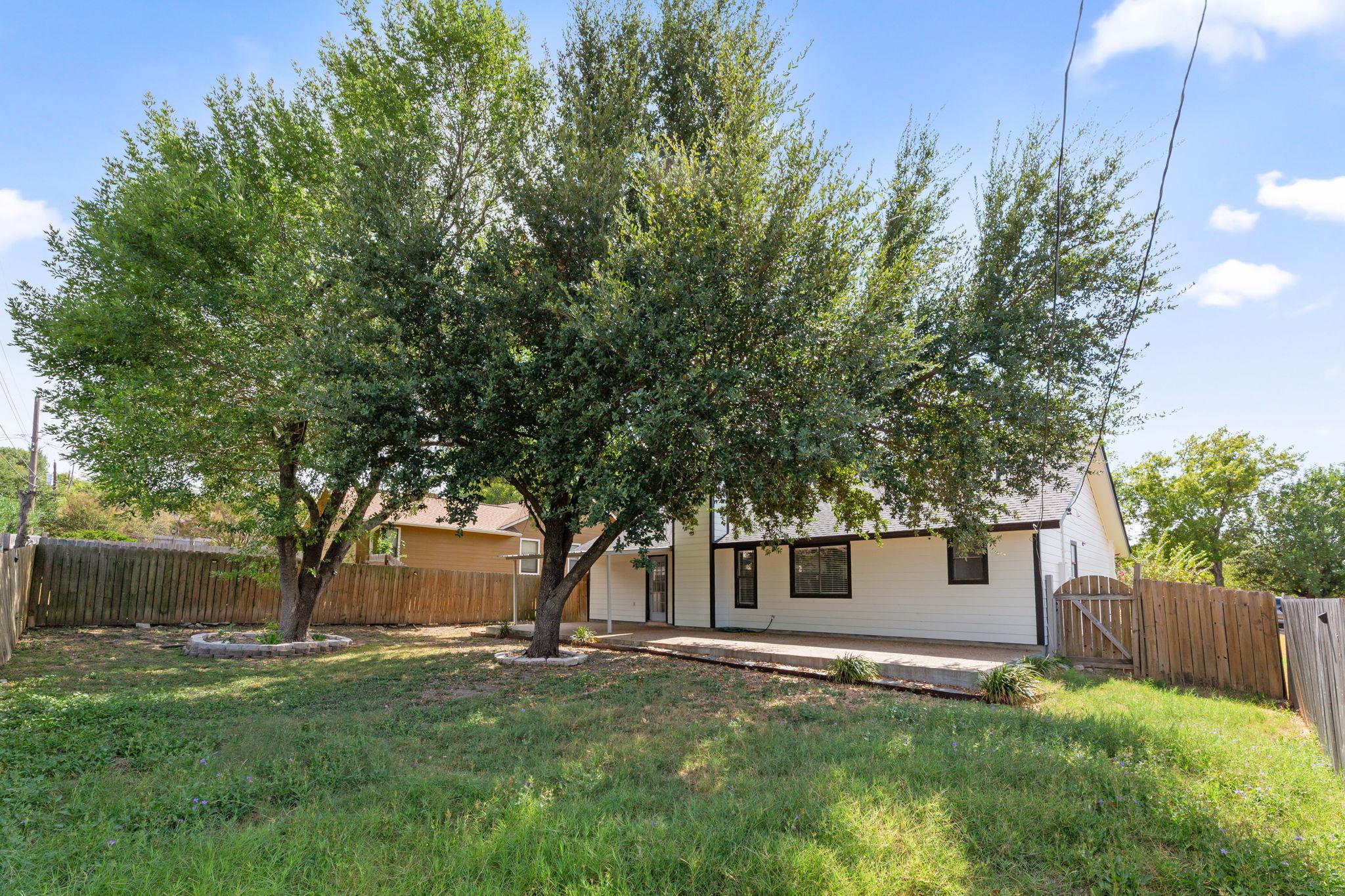 2401 Lasso Dr Property Photo 36