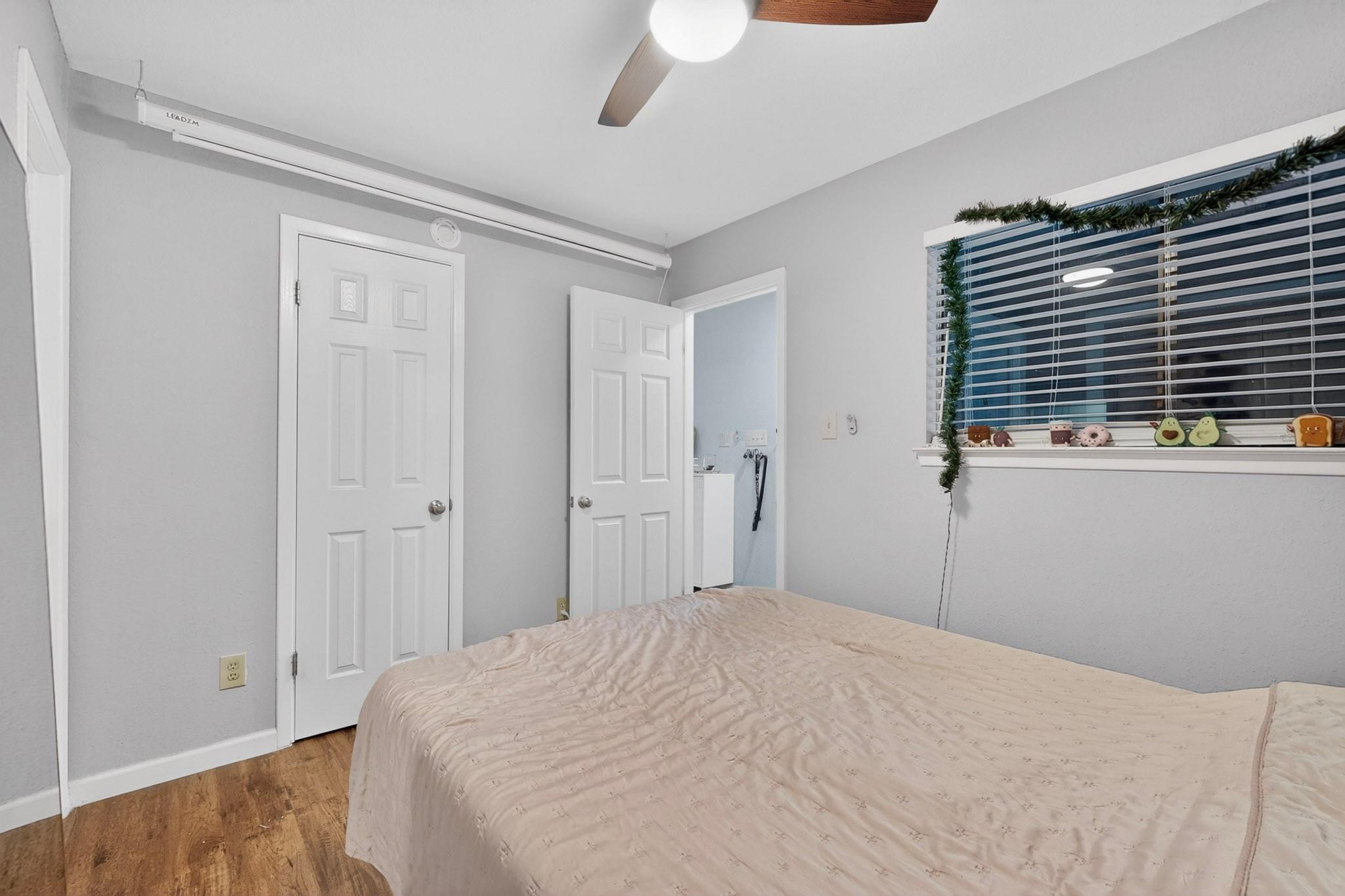 2500 Burleson Rd #506 Property Photo 16