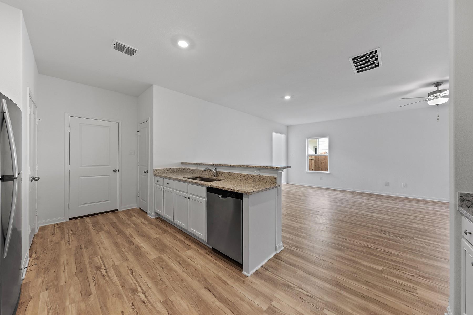 337 Silent Meadow Run Property Photo 5