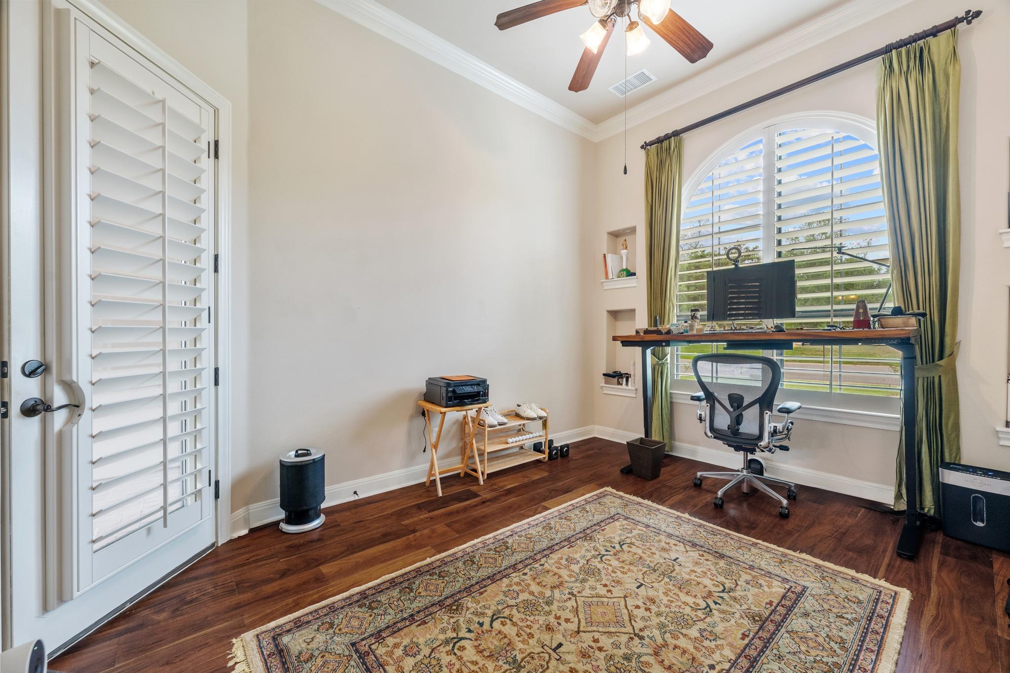 2813 University Club Dr Property Photo 31