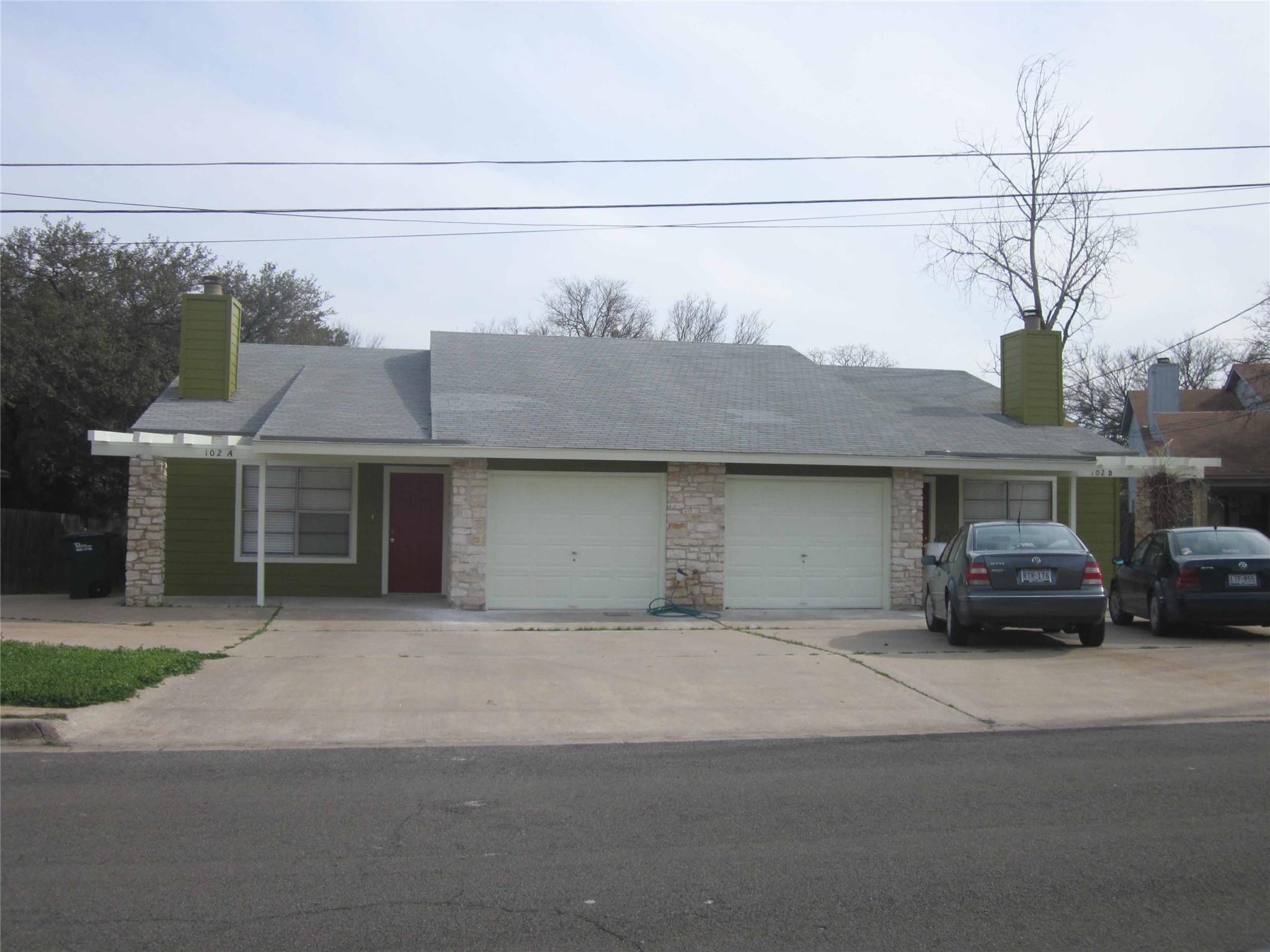 102 Verna Spur #A Property Photo 1