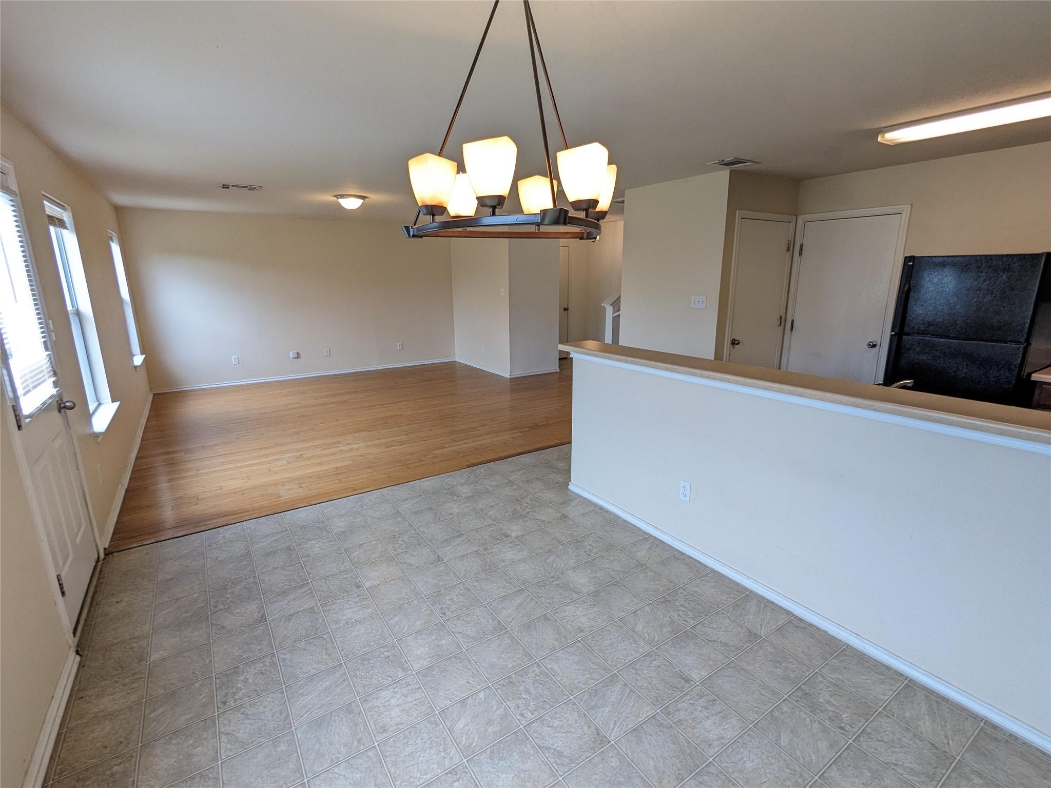 220 Quarter Ave Property Photo 7
