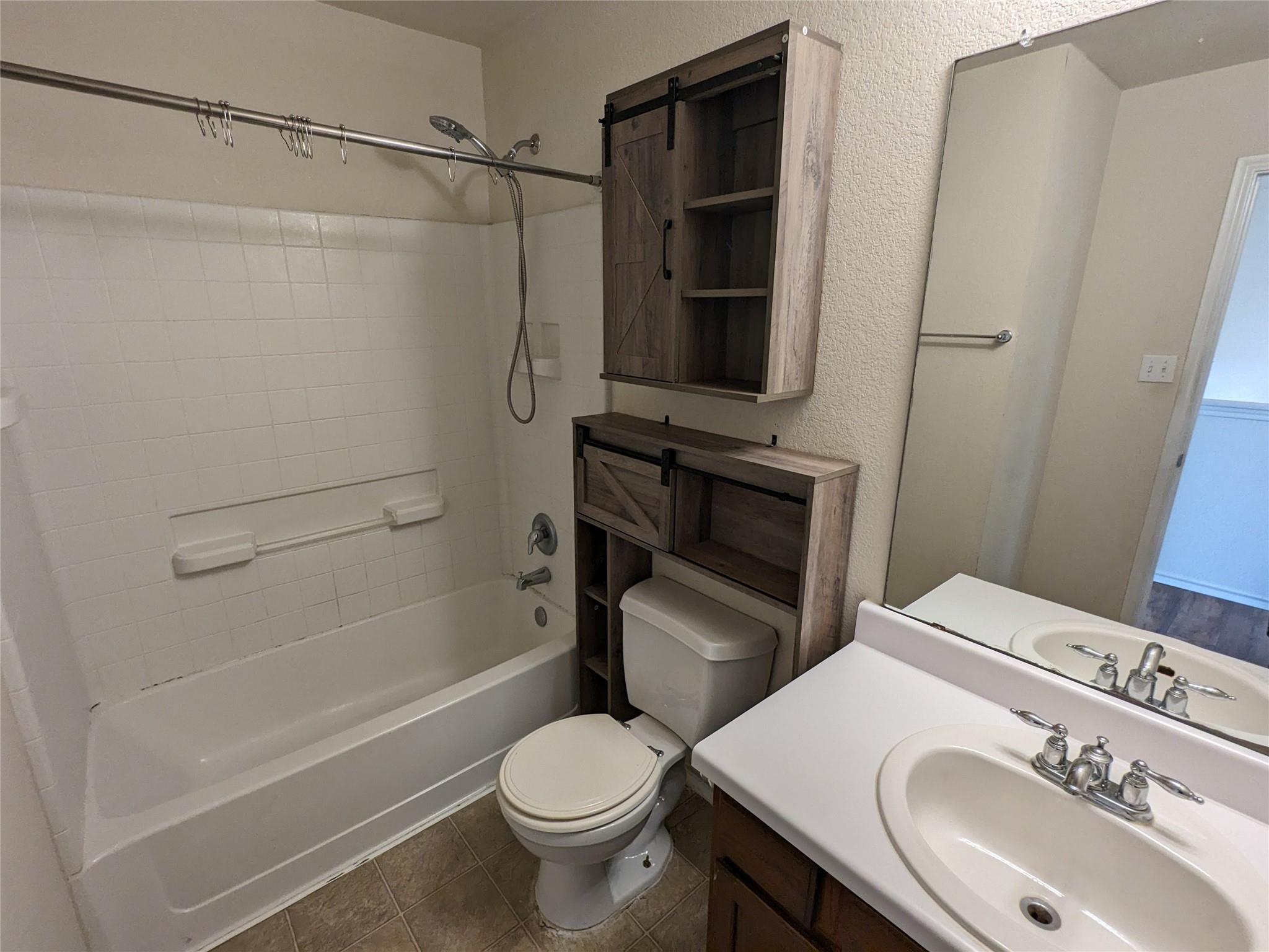 220 Quarter Ave Property Photo 16