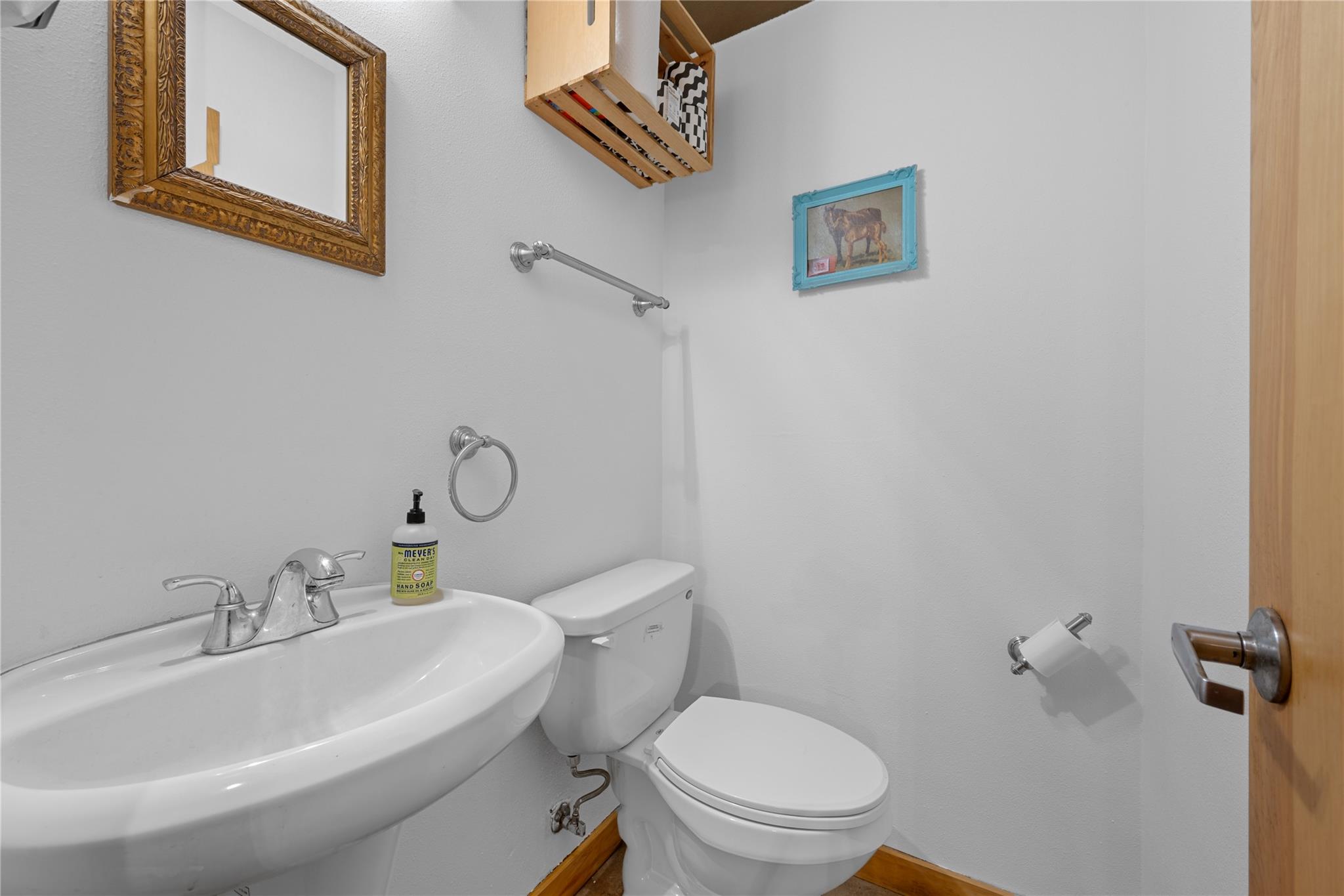 5114 Caswell Ave Property Photo 24