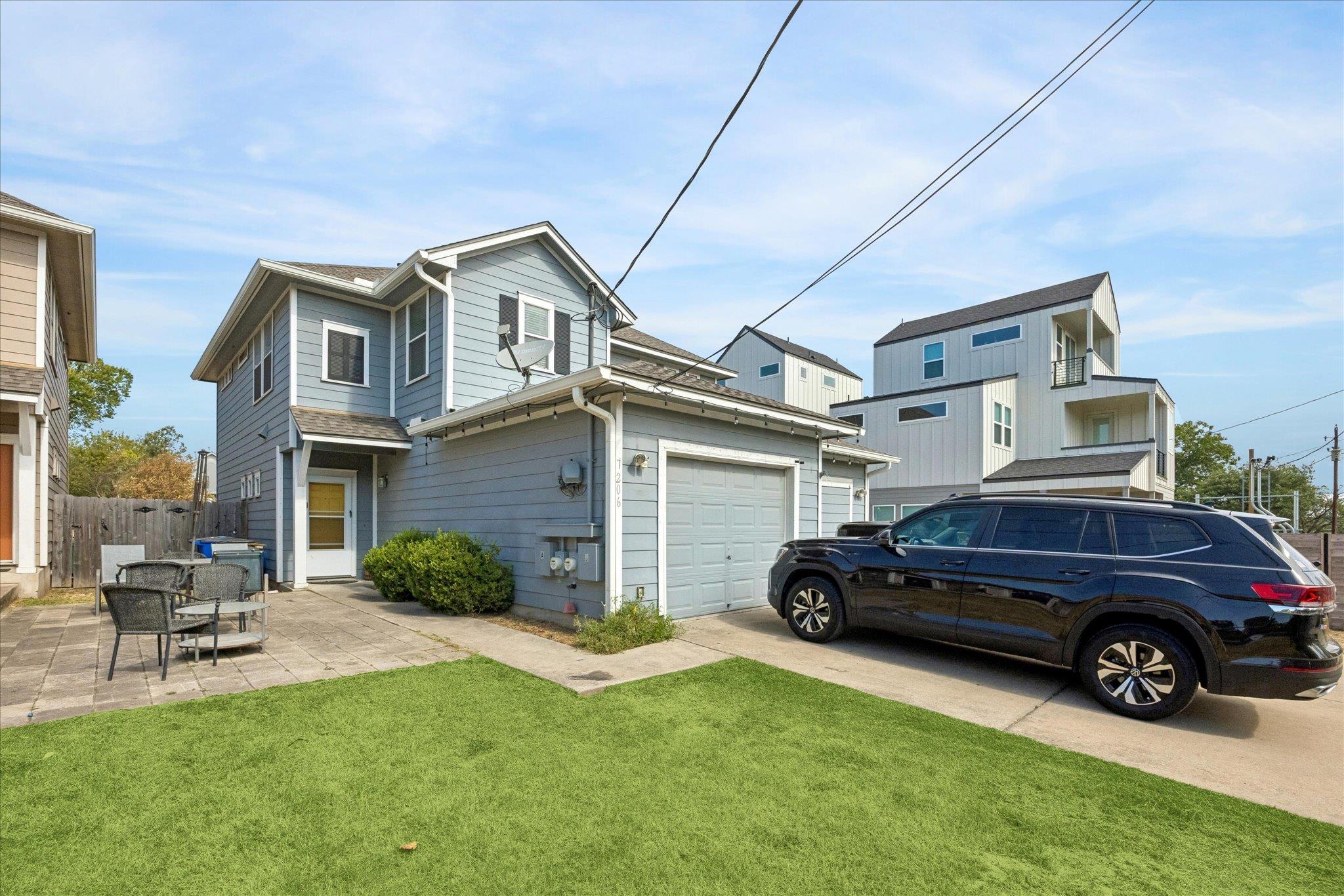 3043886 Property Photo 1