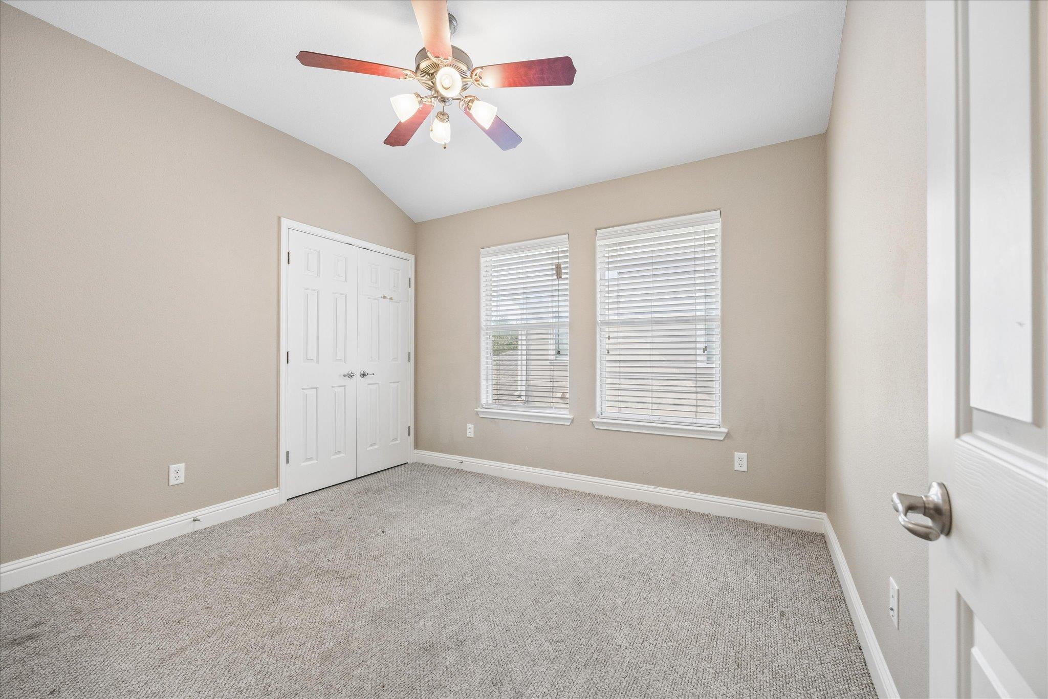 3043886 Property Photo 12