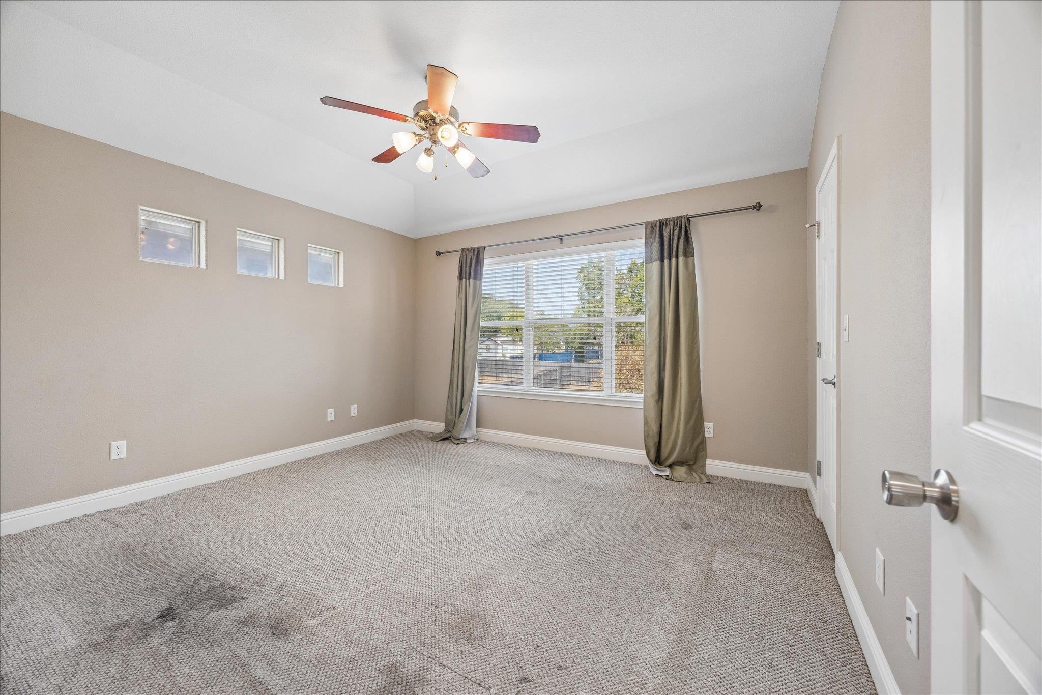 3043886 Property Photo 13