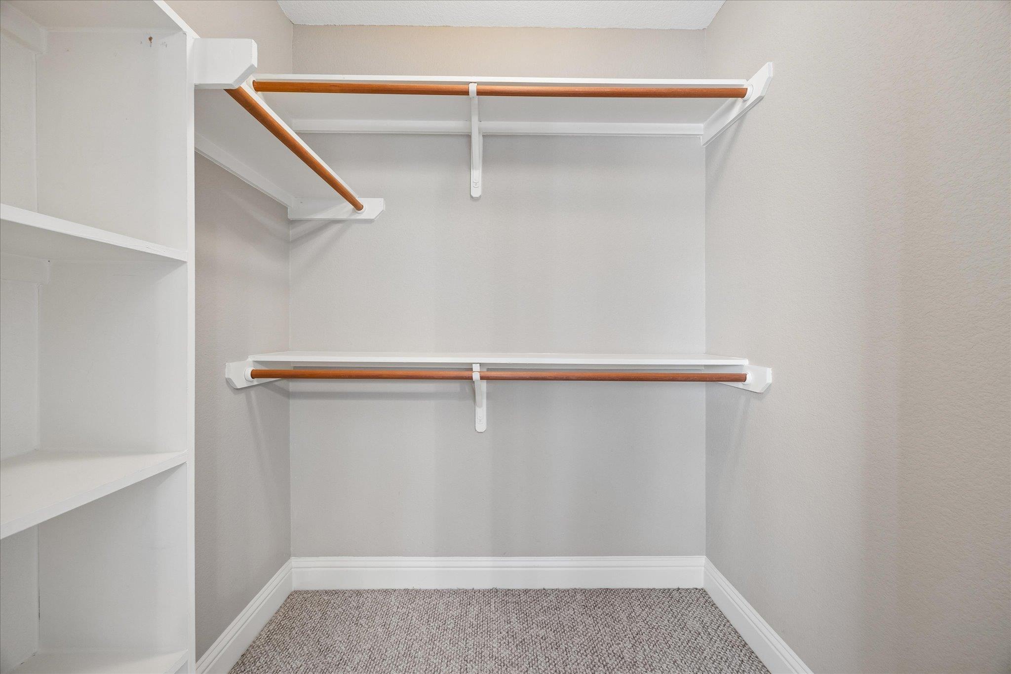 3043886 Property Photo 16