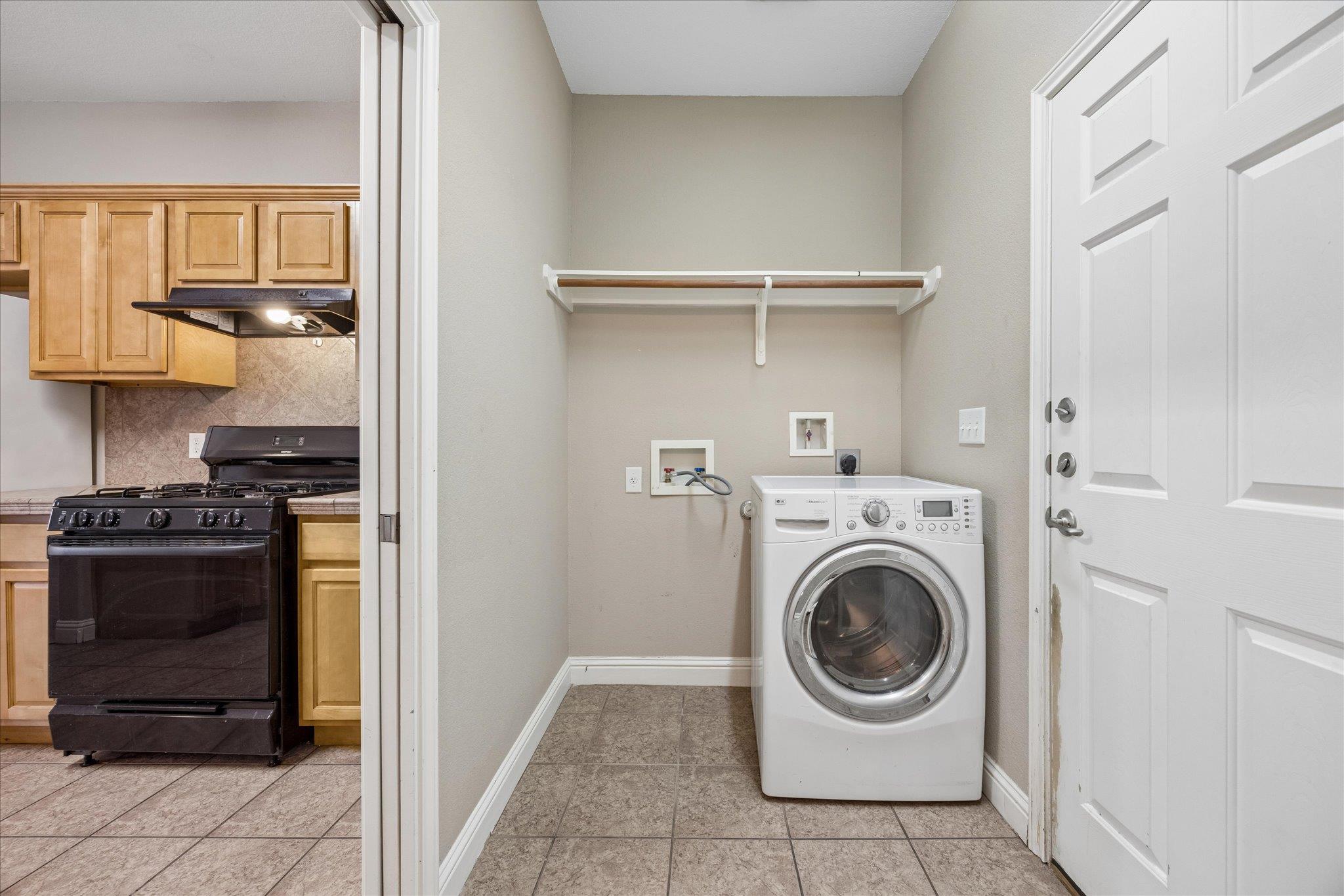 3043886 Property Photo 17