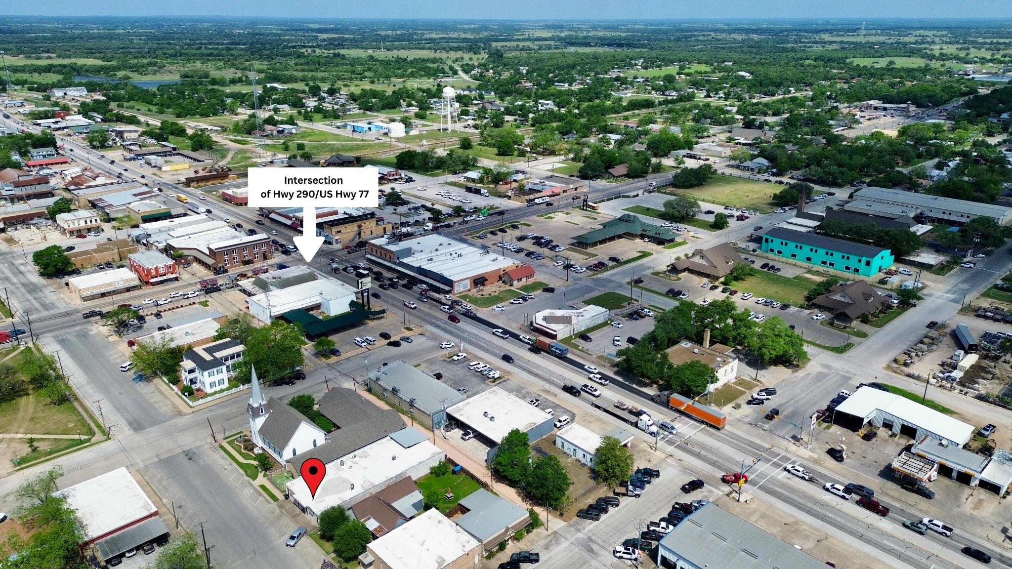 251 E Hempstead St Property Photo 2