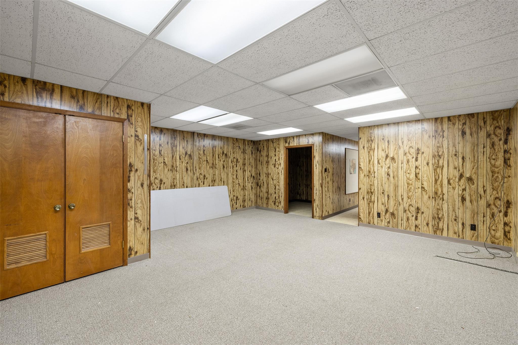 251 E Hempstead St Property Photo 11