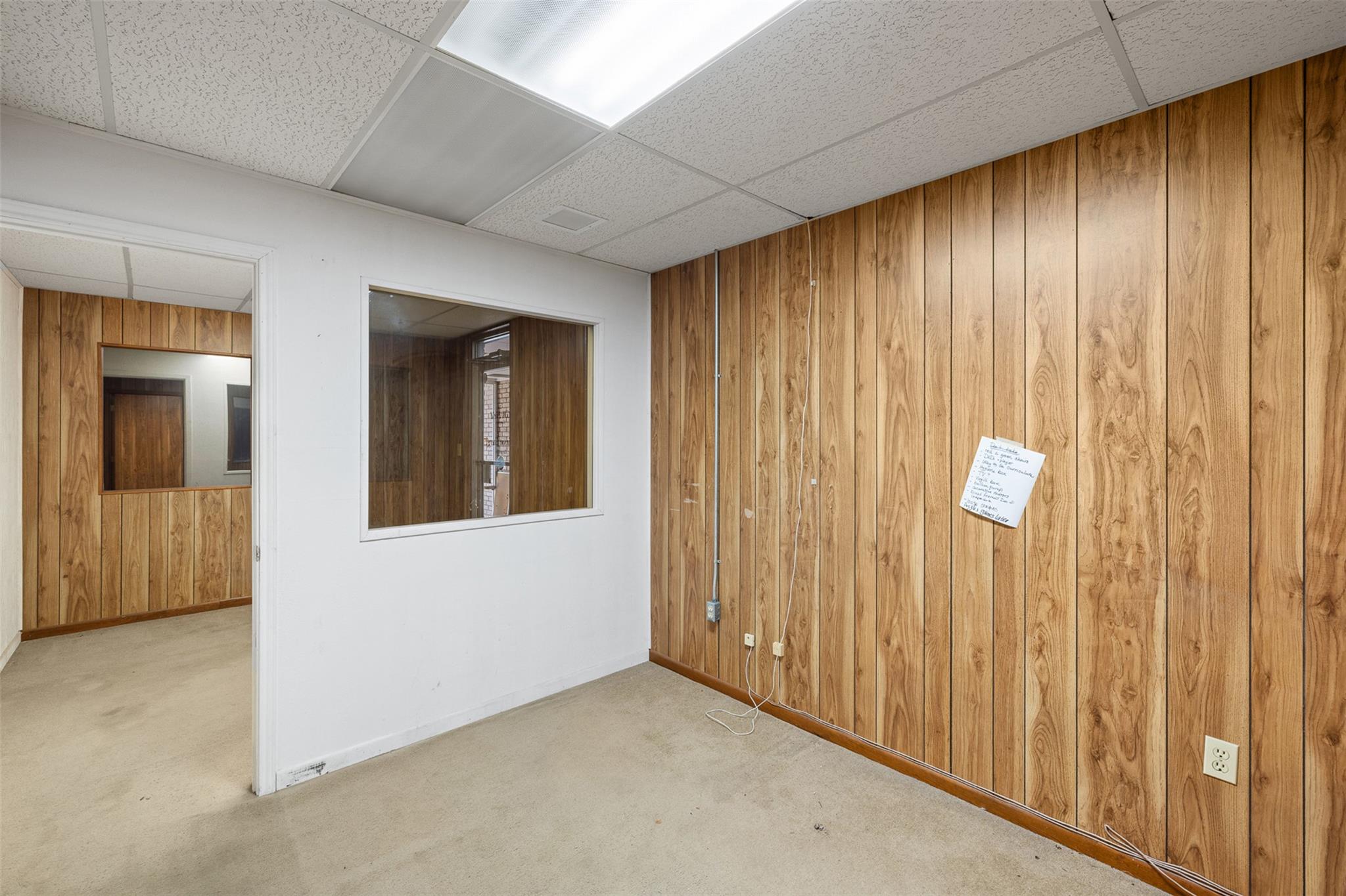 251 E Hempstead St Property Photo 23