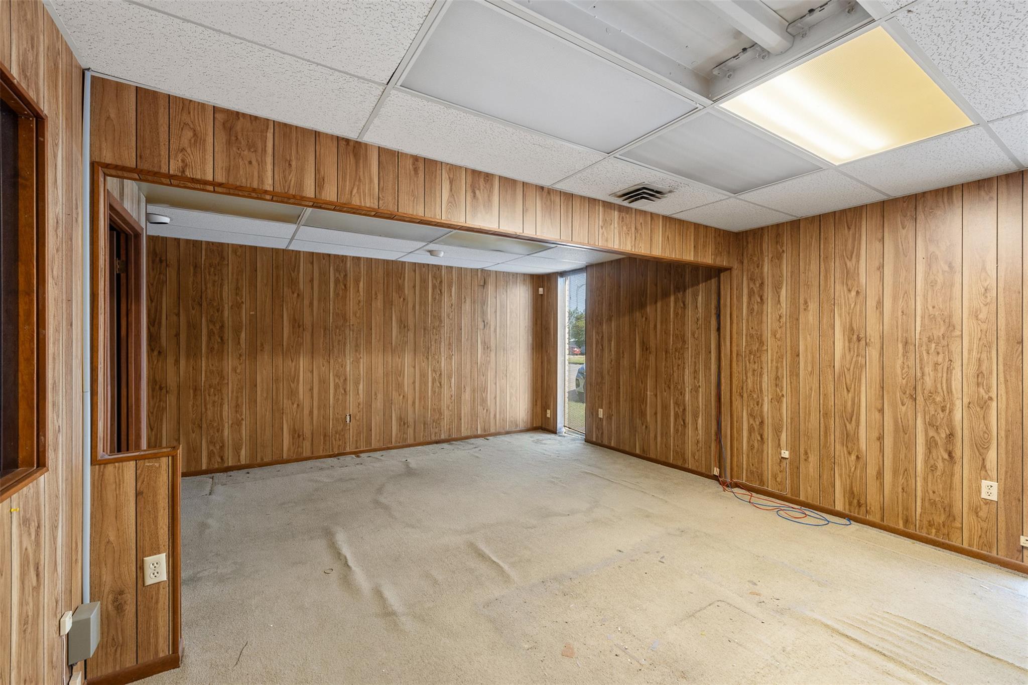 251 E Hempstead St Property Photo 25