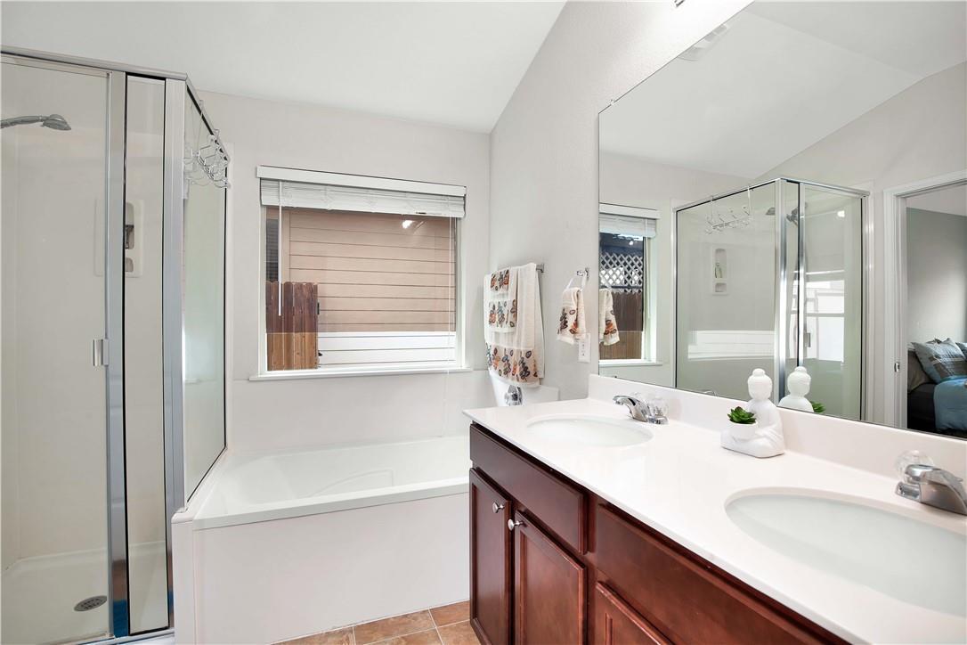 12215 Timber Arch Ln Property Photo 8