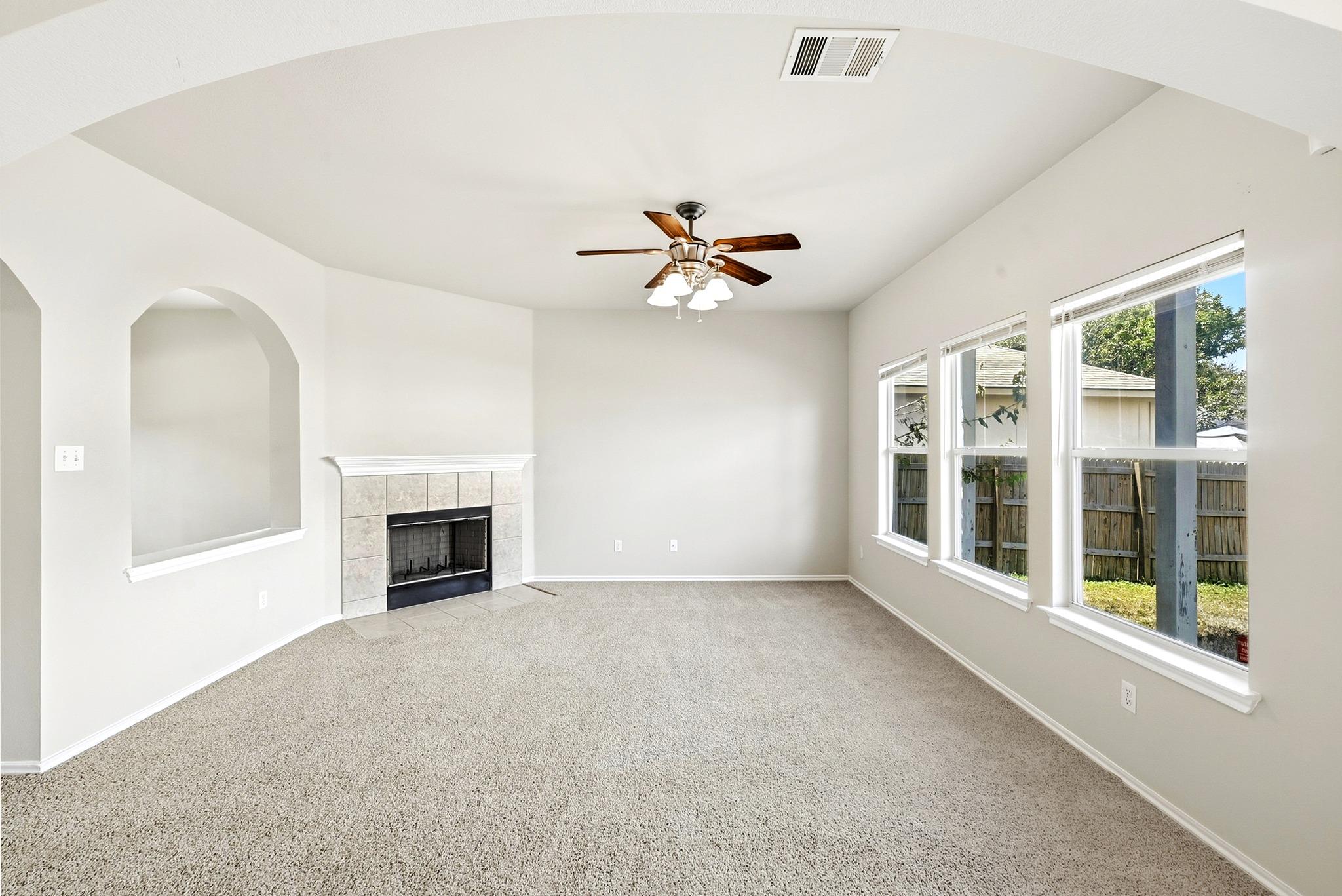 13316 Marie Ln Property Photo 6