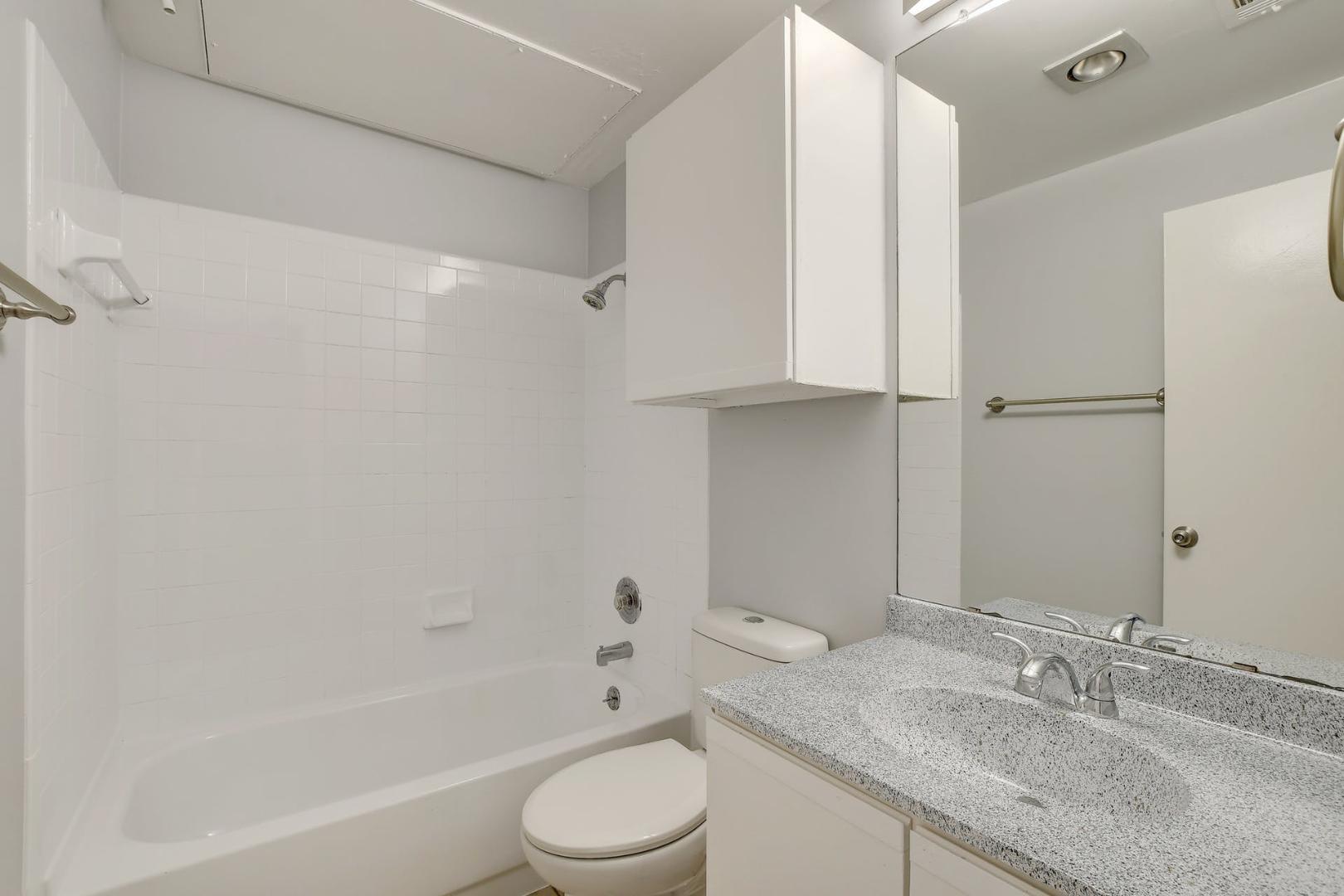2804 Rio Grande St #310 Property Photo 17