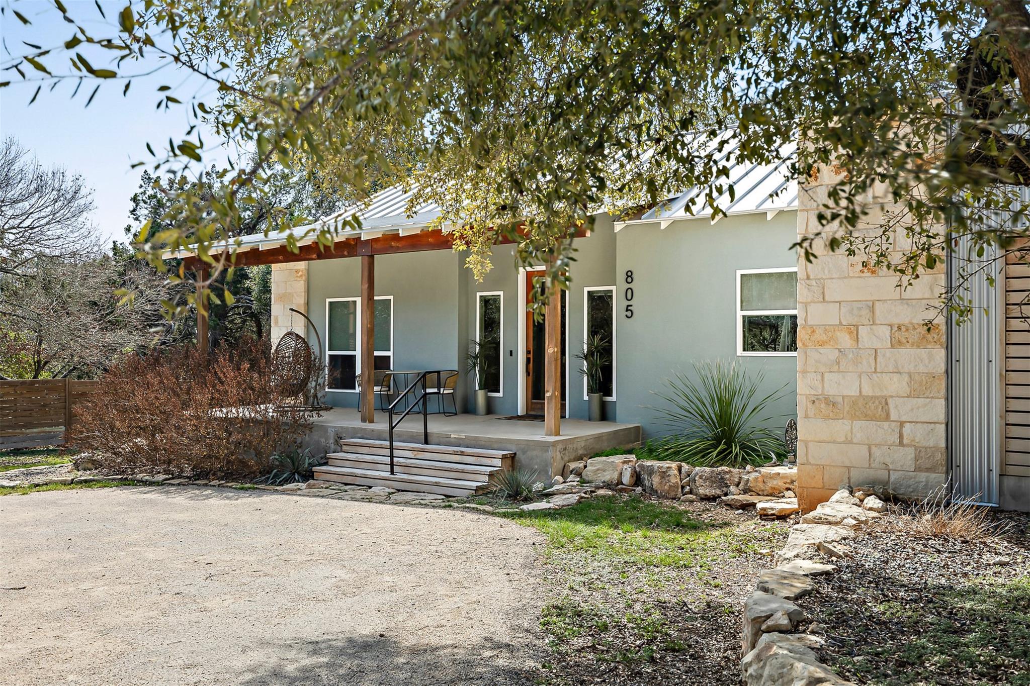 805 Gallagher Dr Property Photo 6
