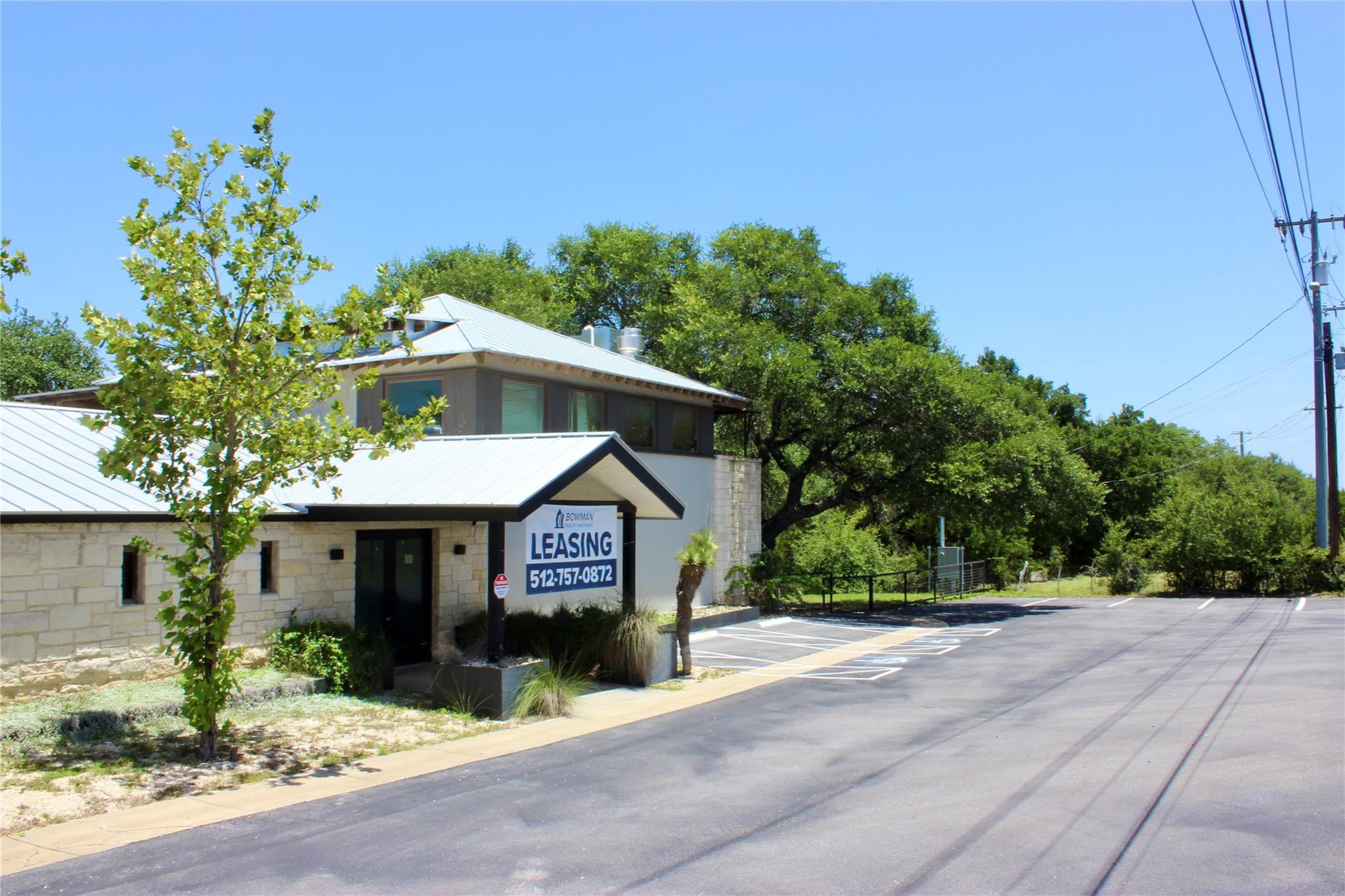 18800 Hamilton Pool Rd Property Photo 3