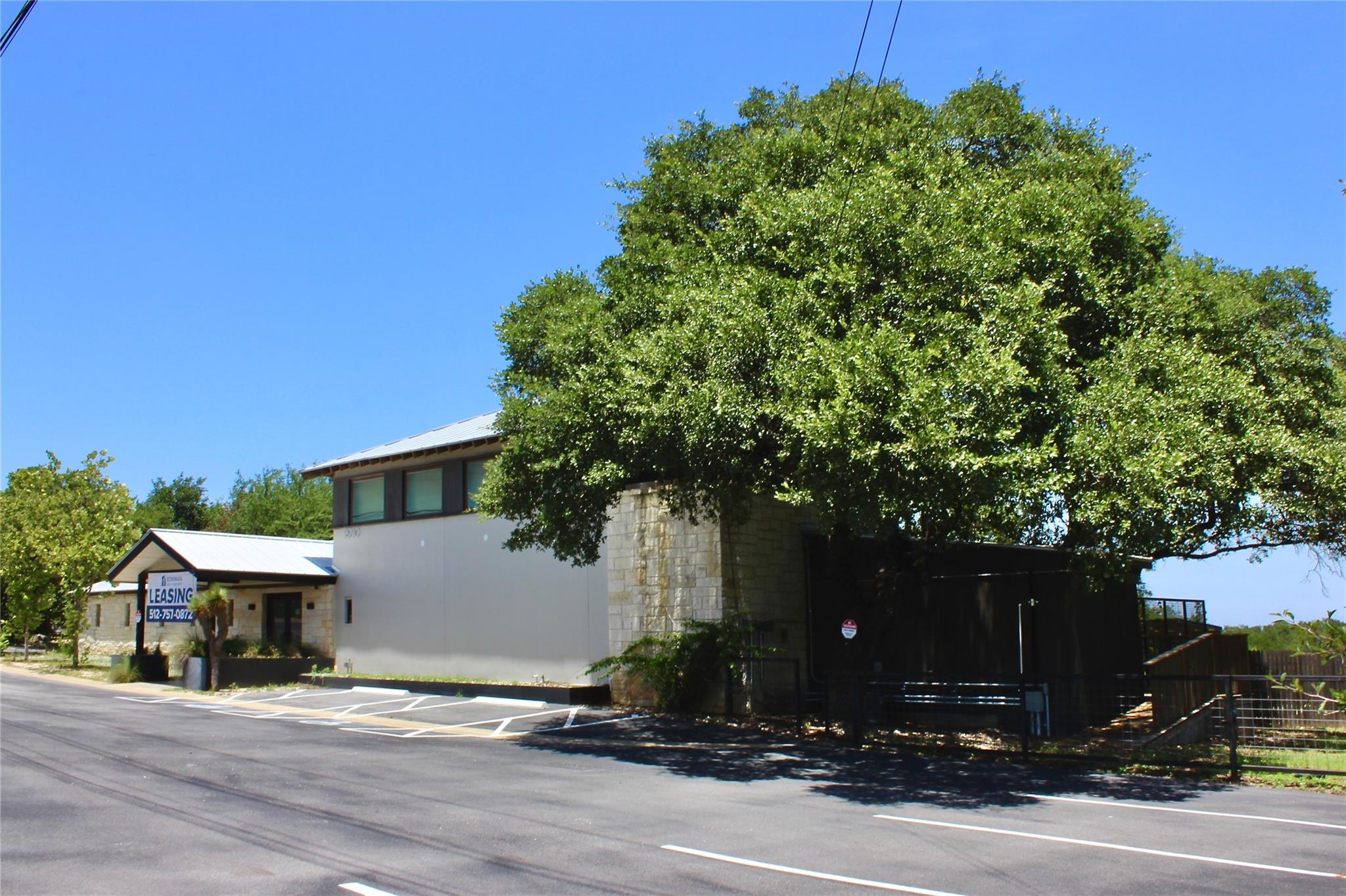 18800 Hamilton Pool Rd Property Photo 4