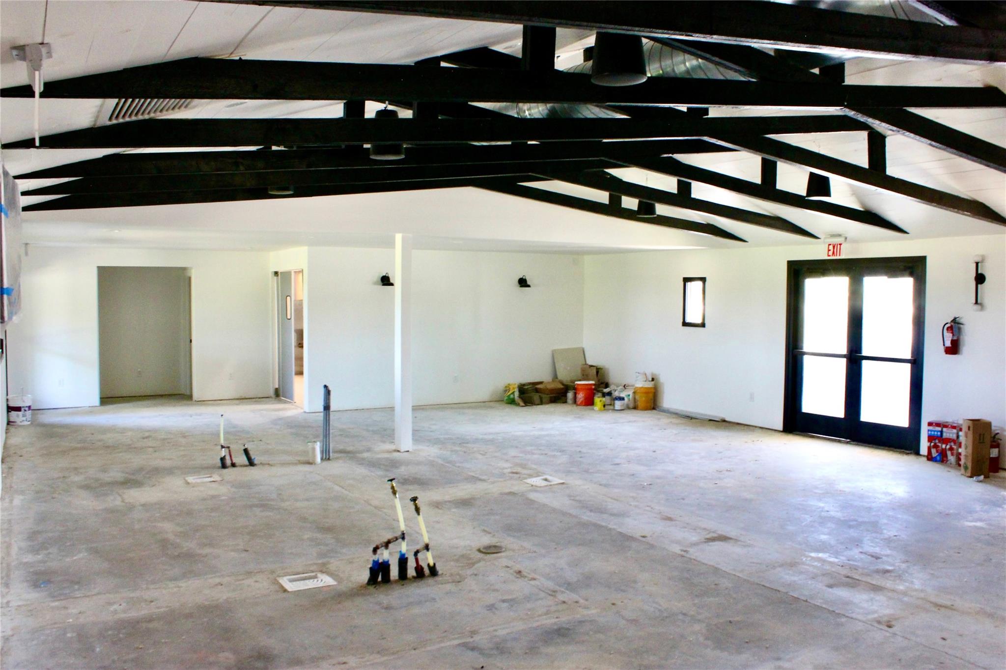 18800 Hamilton Pool Rd Property Photo 6