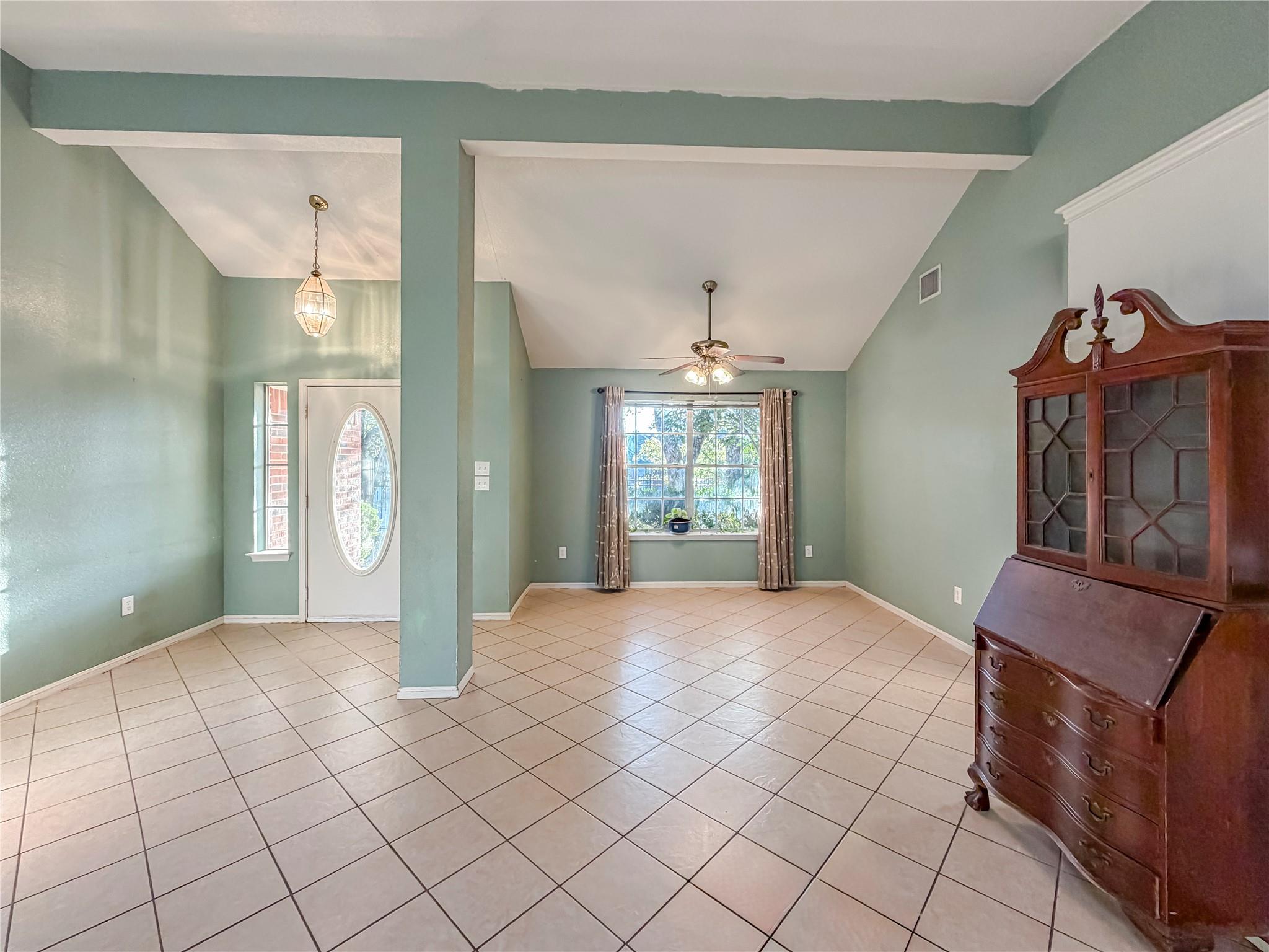 2741 Connie Dr Property Photo 5