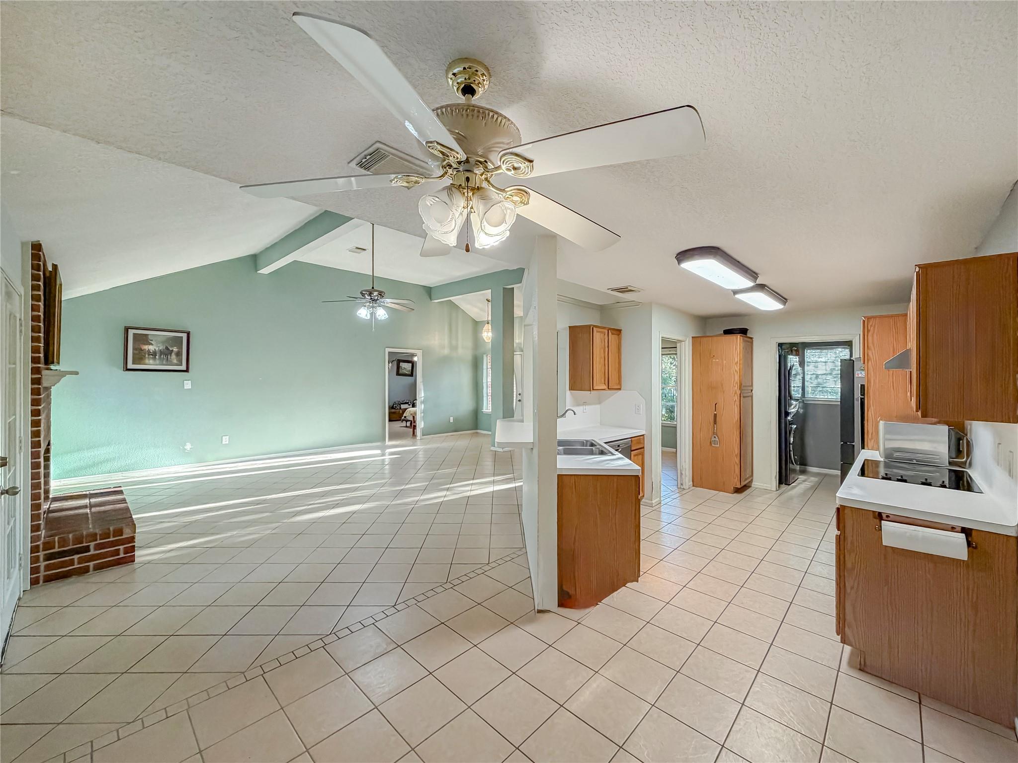 2741 Connie Dr Property Photo 11