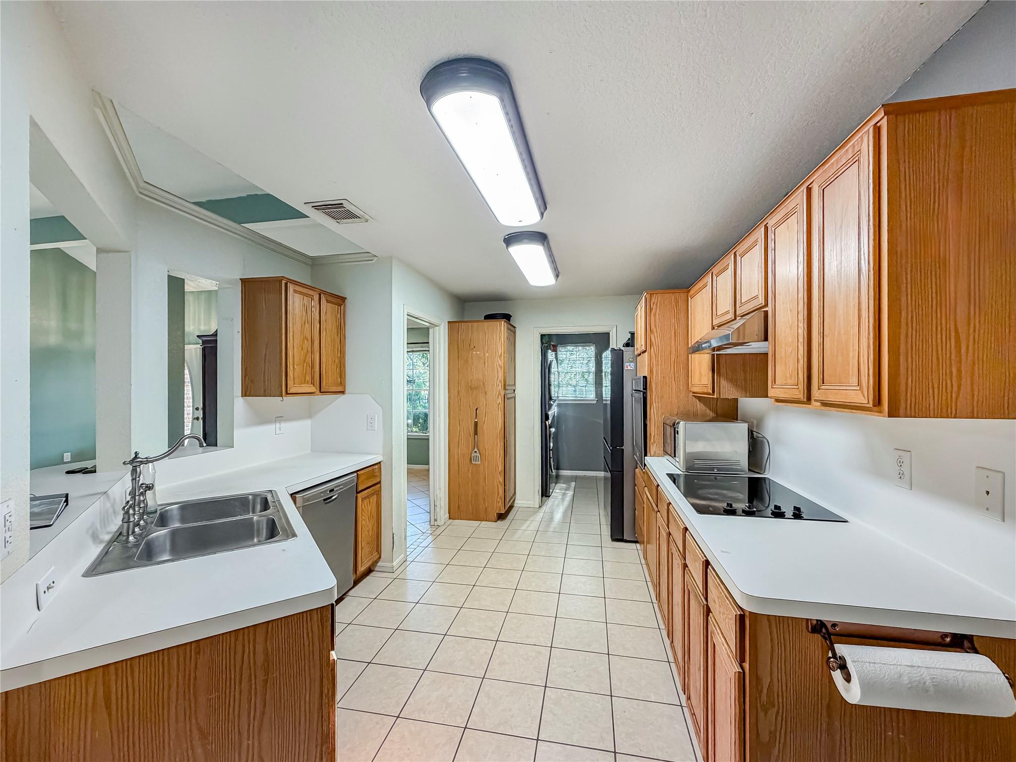 2741 Connie Dr Property Photo 21