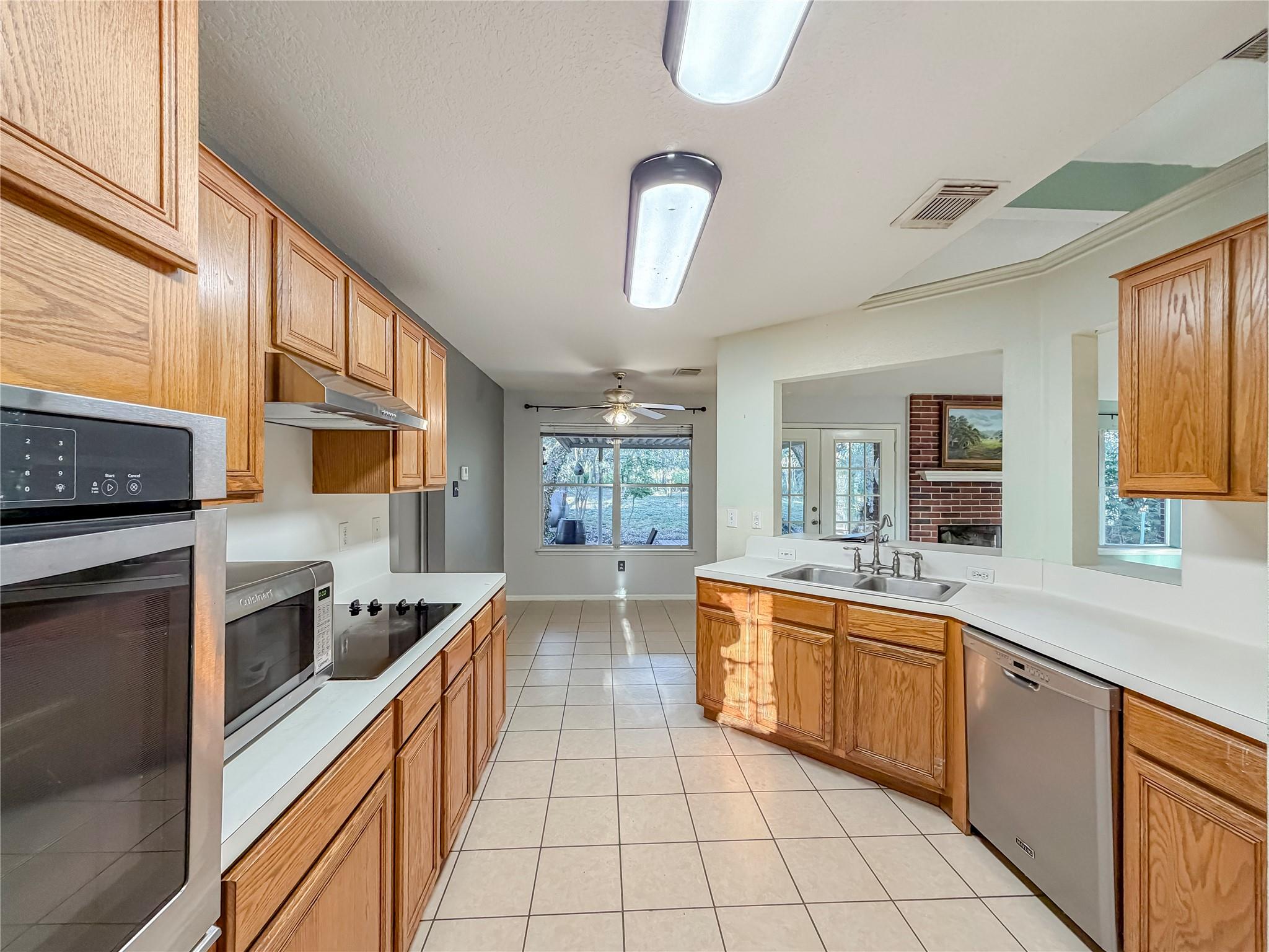 2741 Connie Dr Property Photo 22