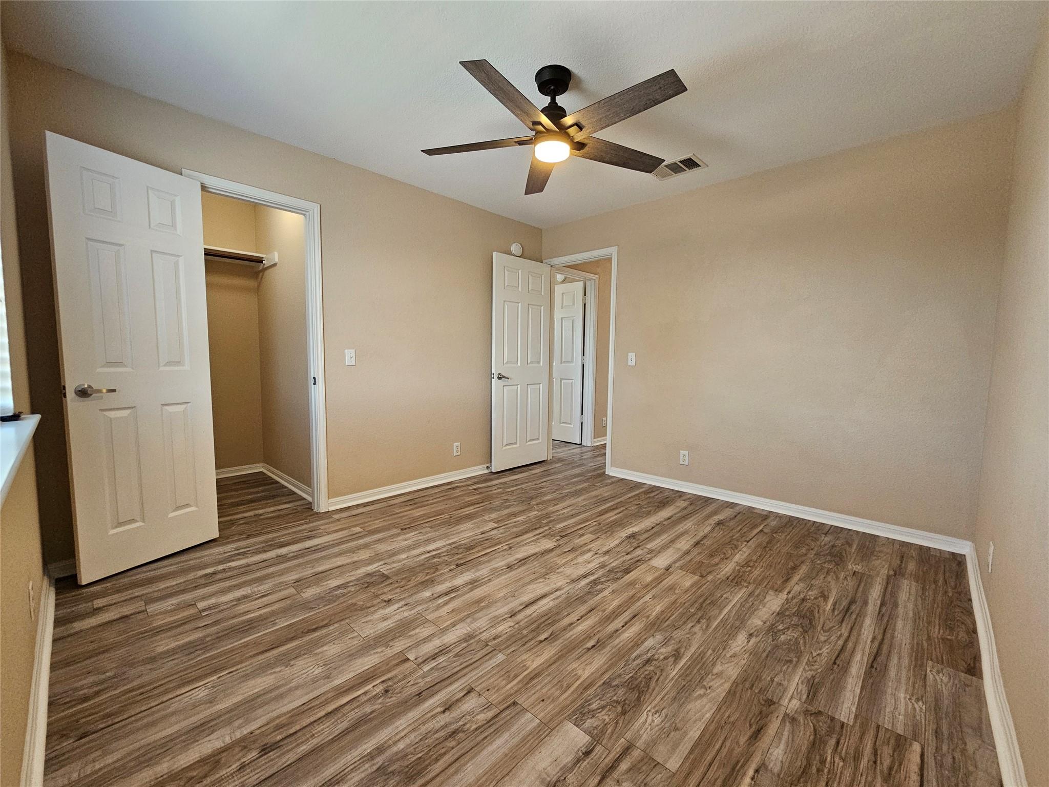 19001 Leigh Ln Property Photo 33