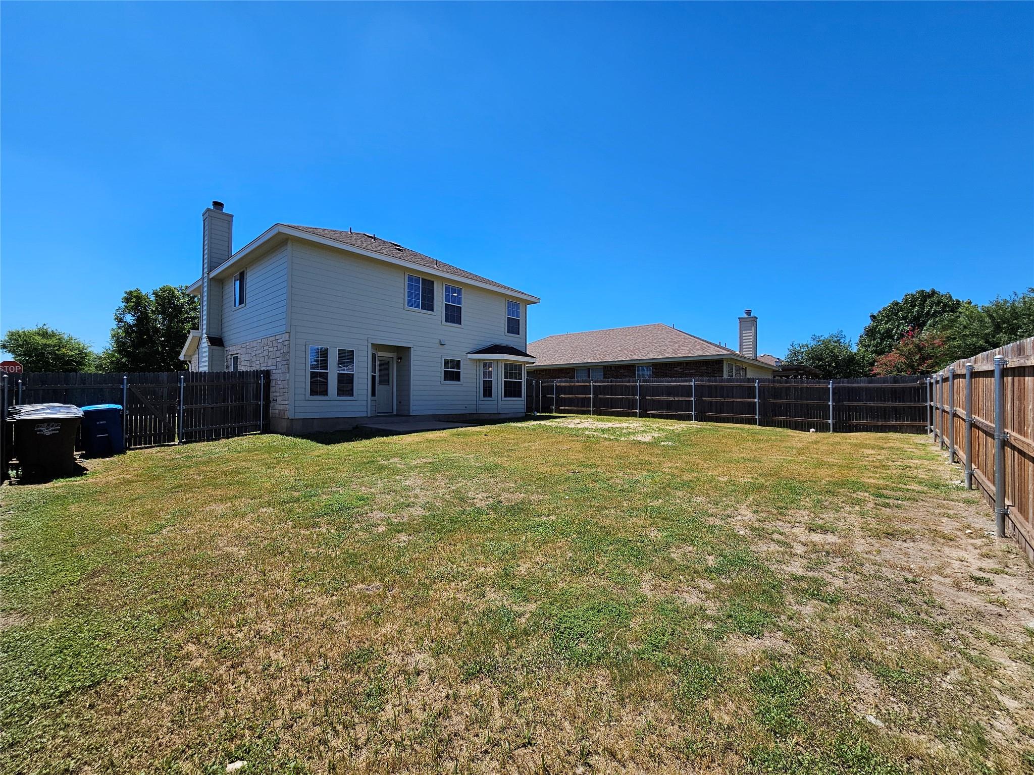 19001 Leigh Ln Property Photo 35