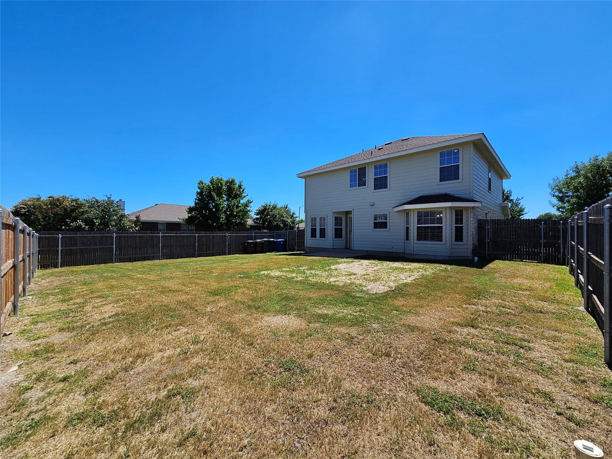 19001 Leigh Ln Property Photo 36